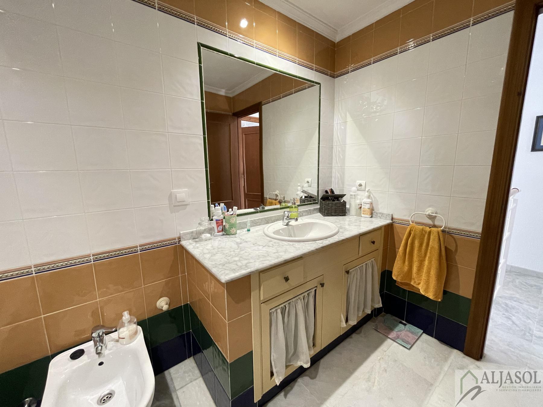 Venta de casa en Castilleja de la Cuesta