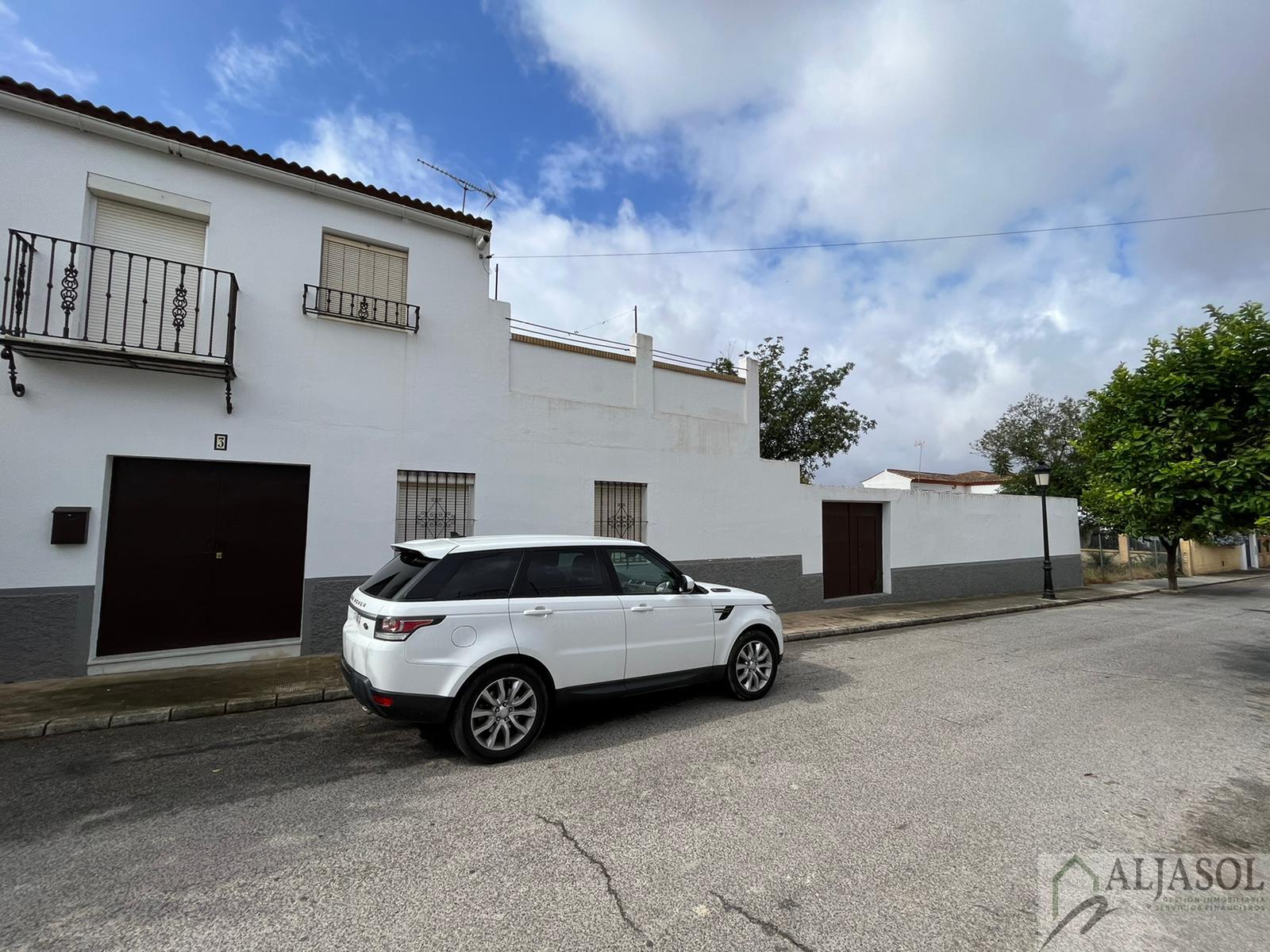 For sale of house in Olivares