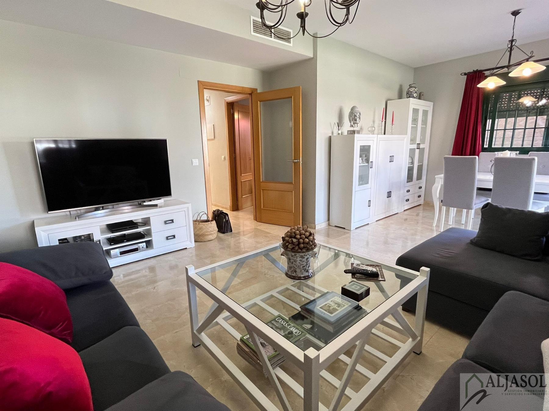 For sale of house in Bormujos
