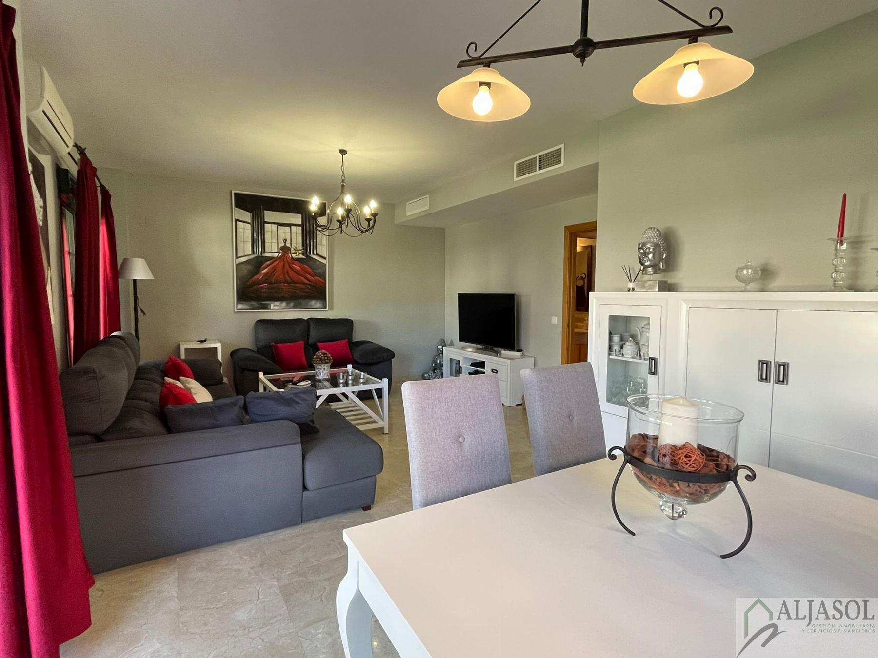 For sale of house in Bormujos