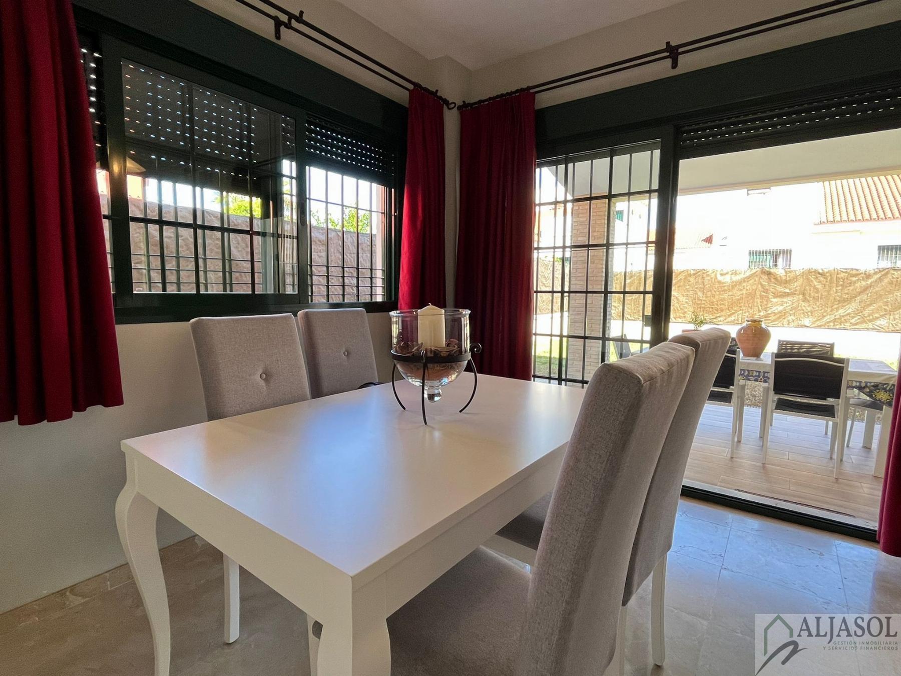 For sale of house in Bormujos