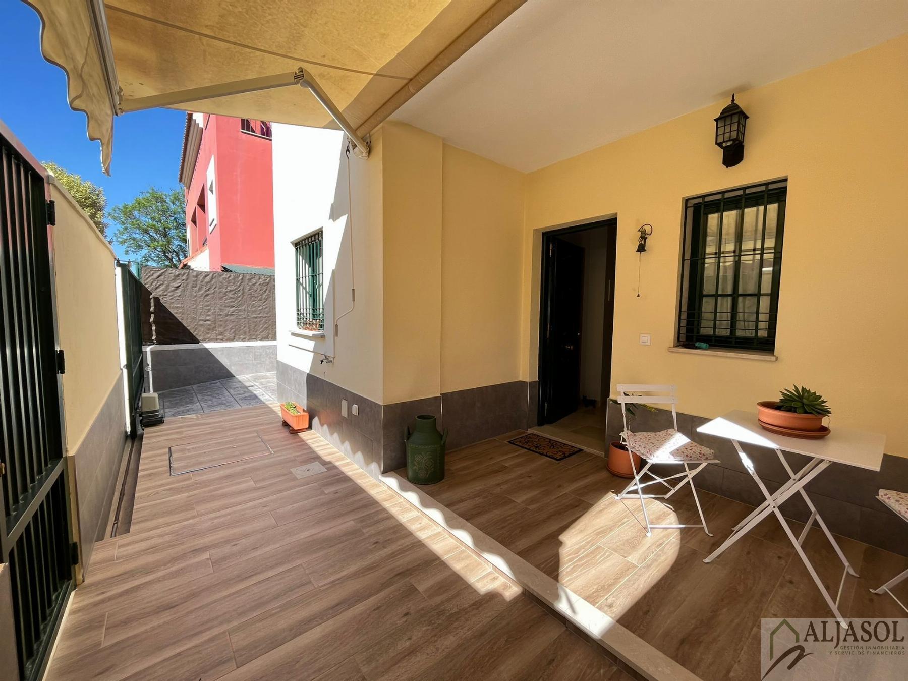 For sale of house in Bormujos
