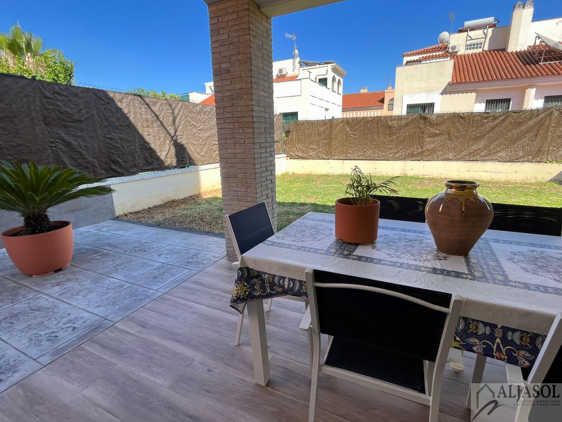 For sale of house in Bormujos