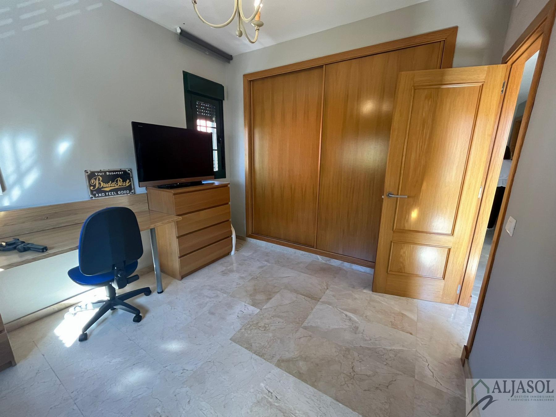 For sale of house in Bormujos