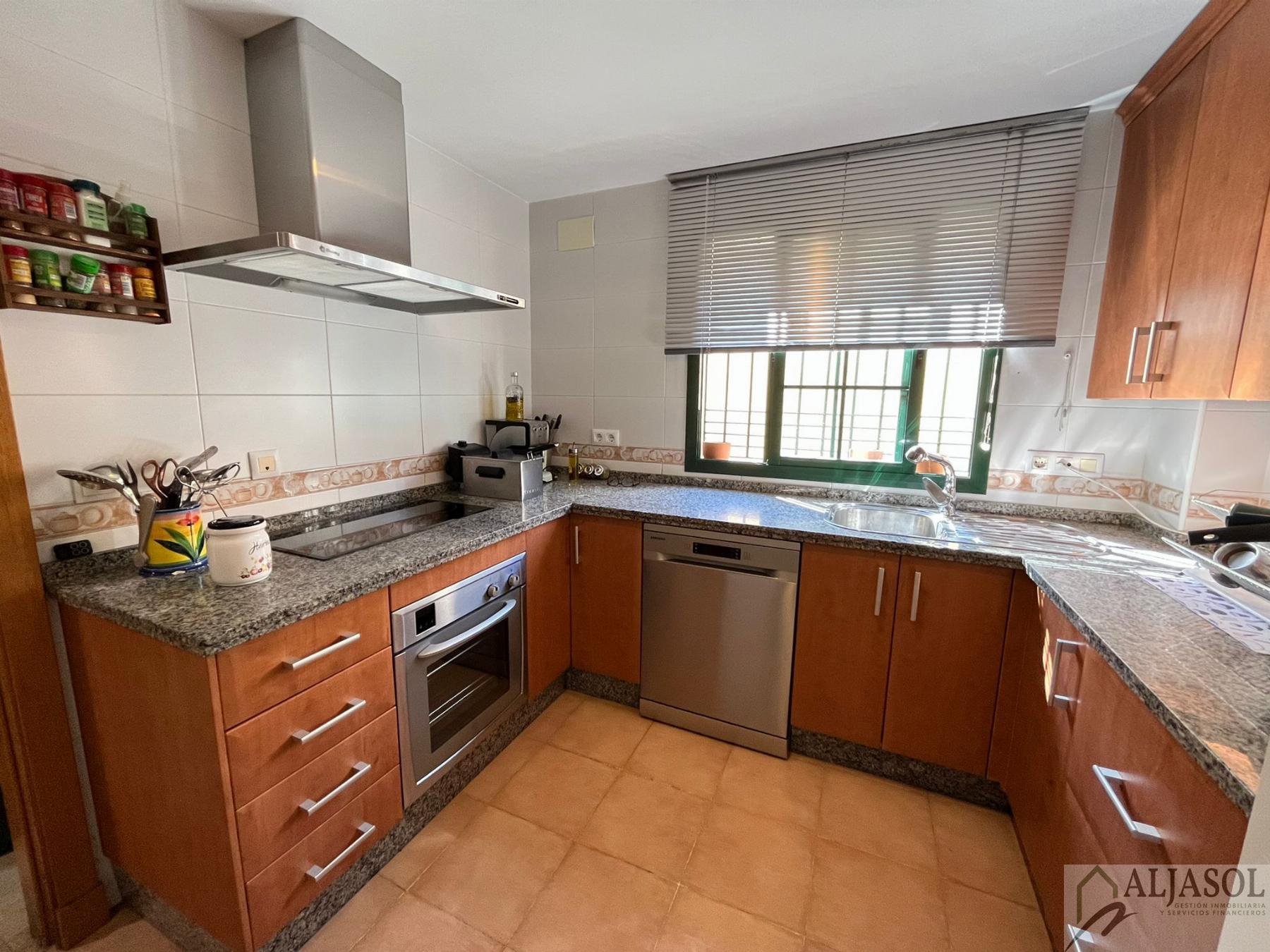 For sale of house in Bormujos