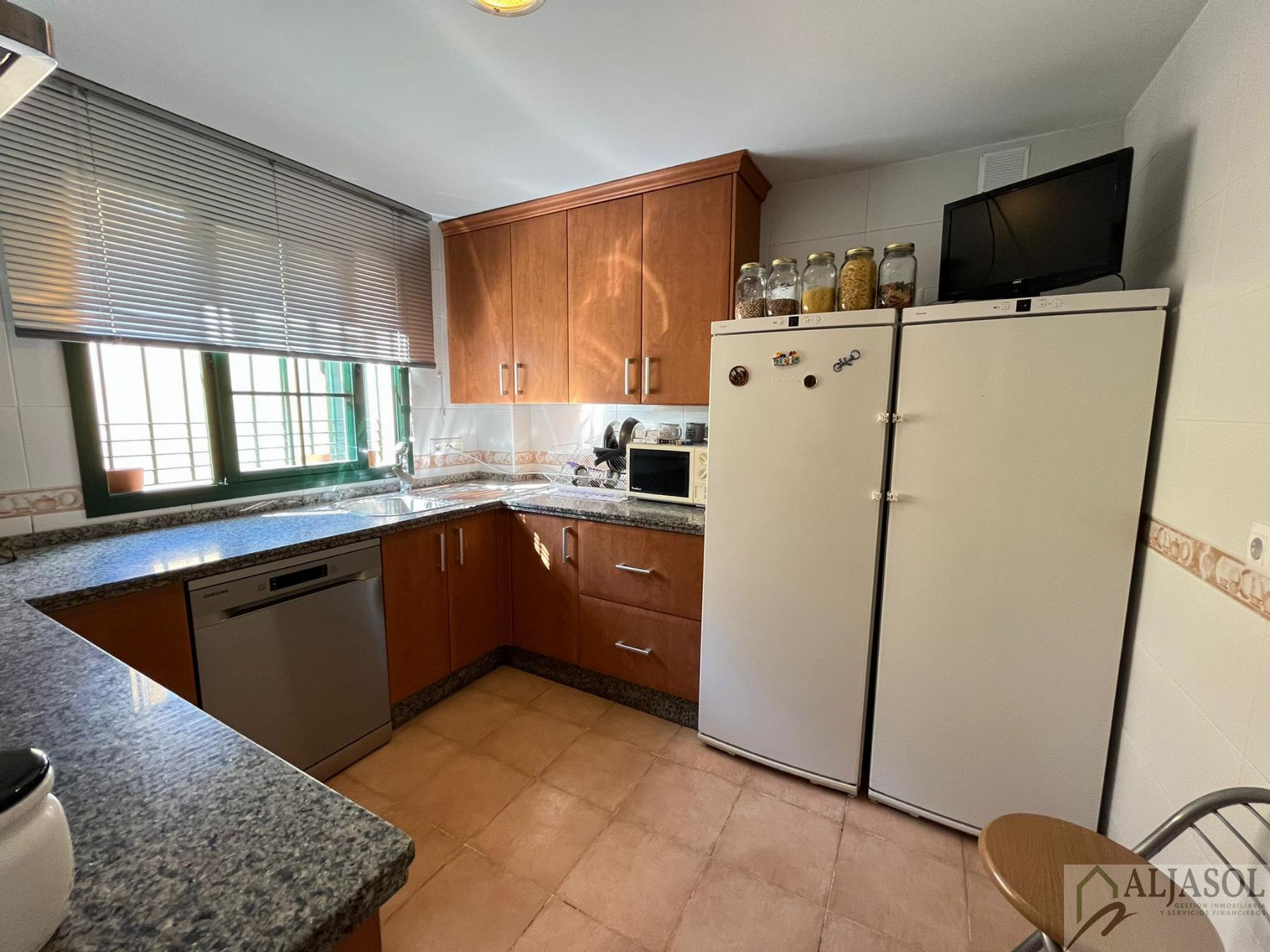 For sale of house in Bormujos