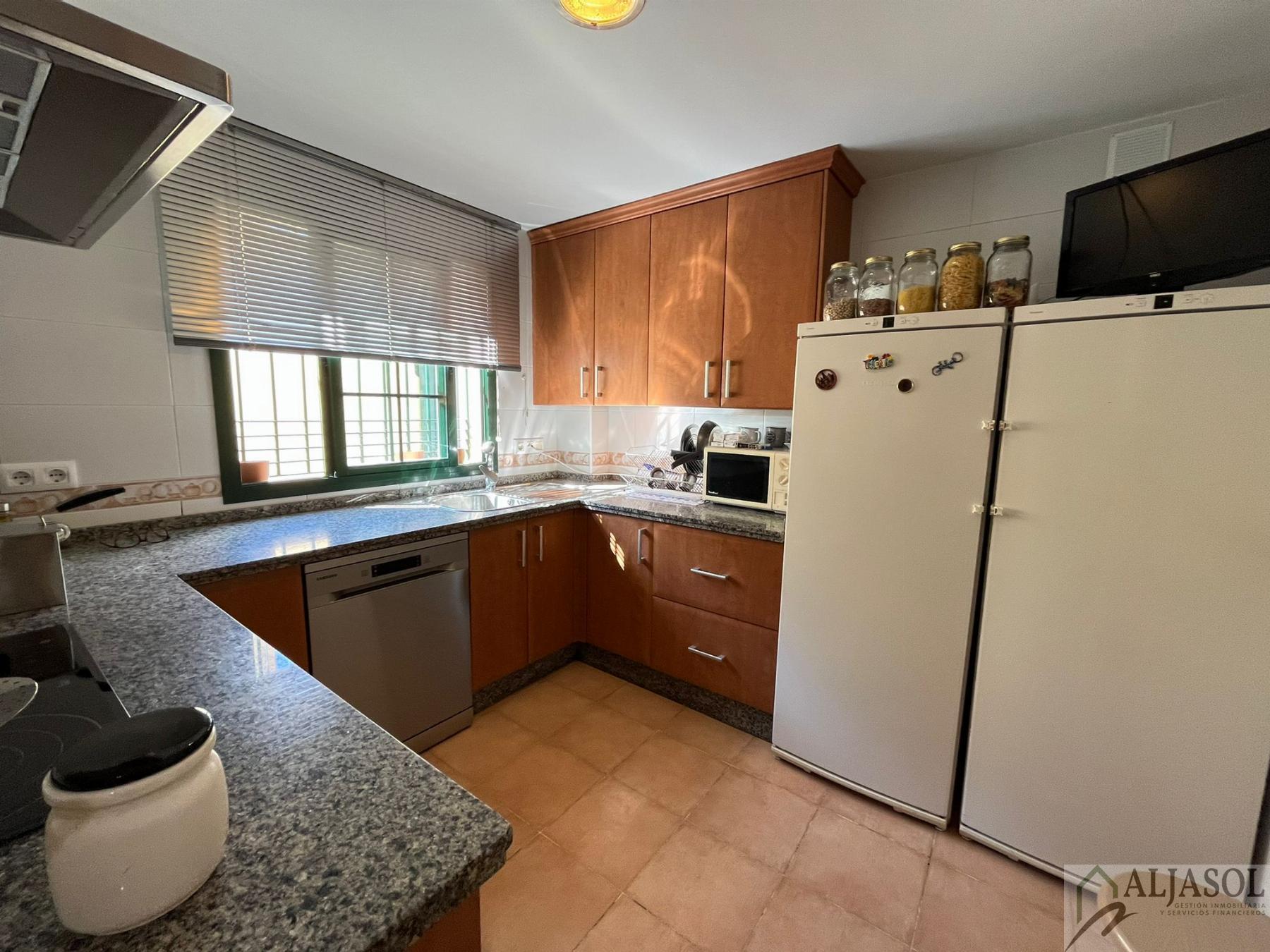 For sale of house in Bormujos