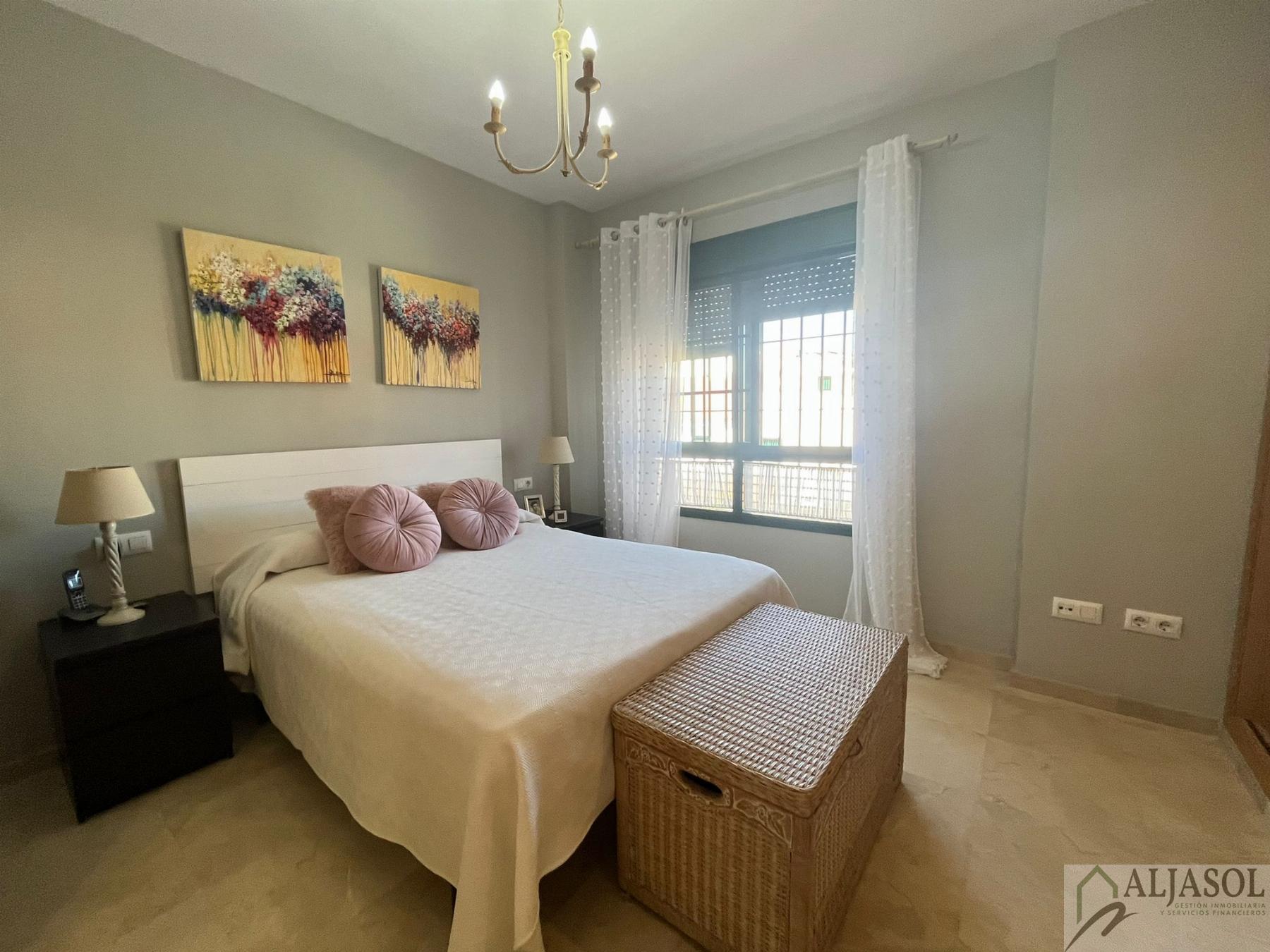 For sale of house in Bormujos