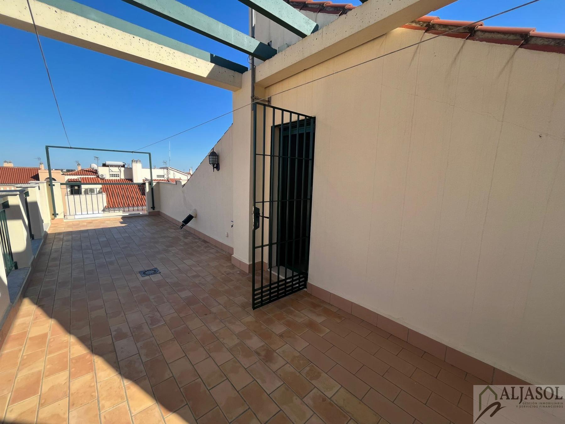 For sale of house in Bormujos
