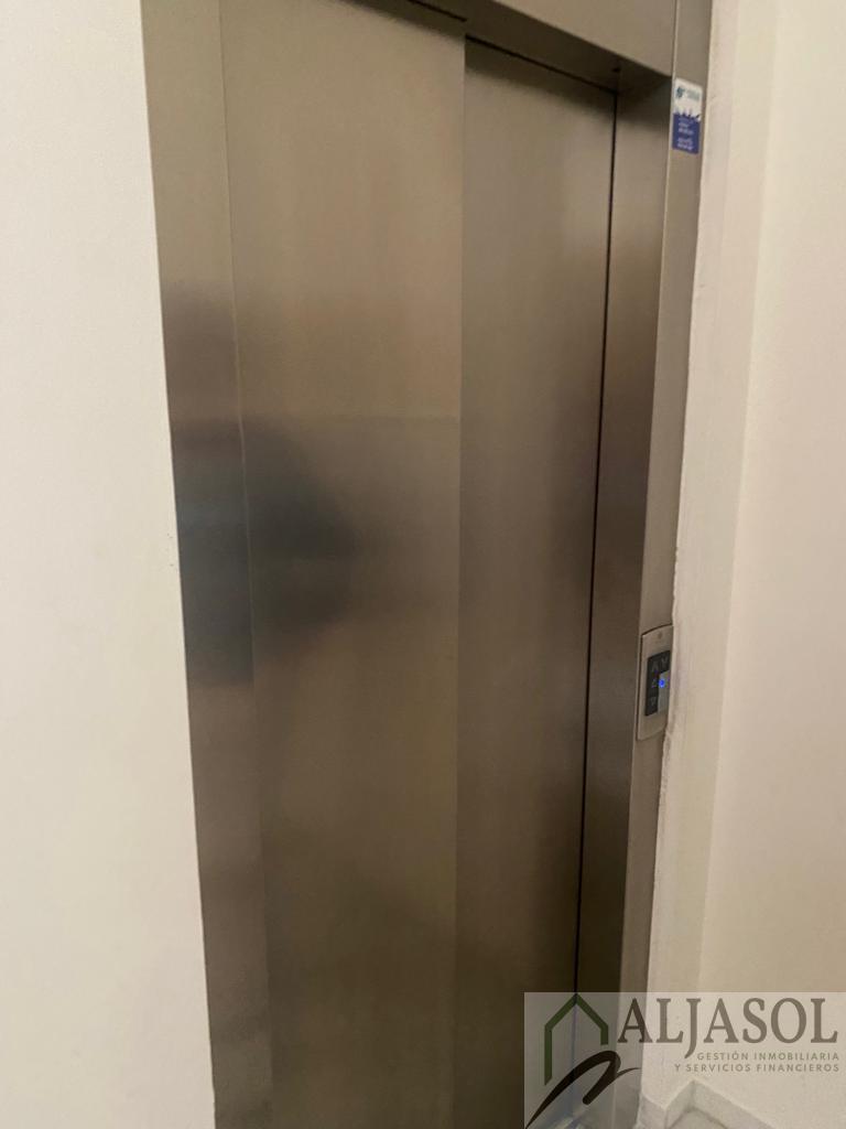 Venta de piso en Mairena del Aljarafe