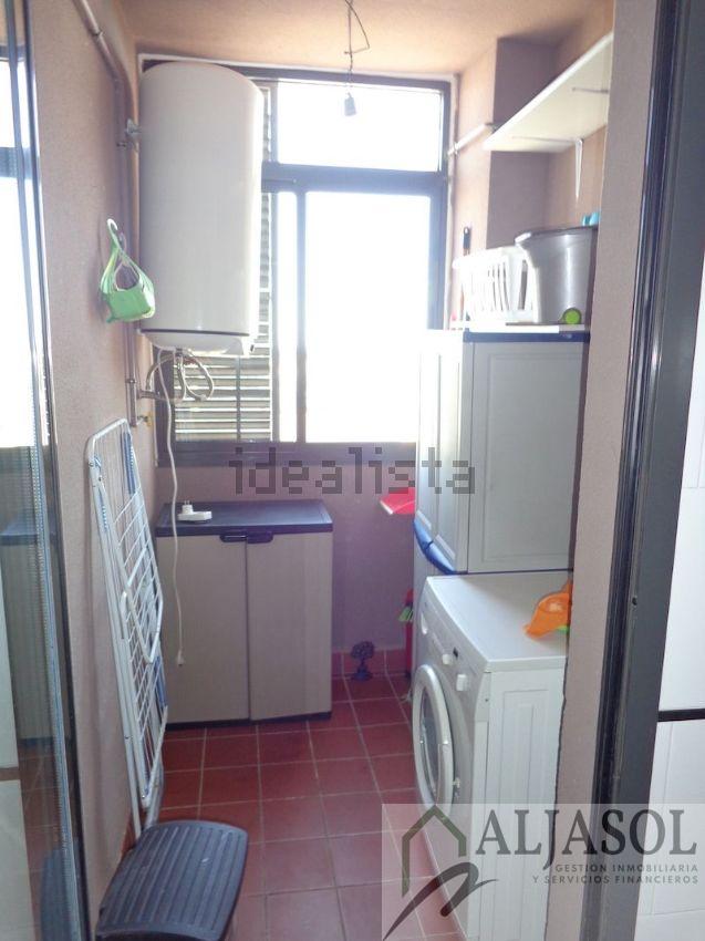 For sale of flat in Mairena del Aljarafe