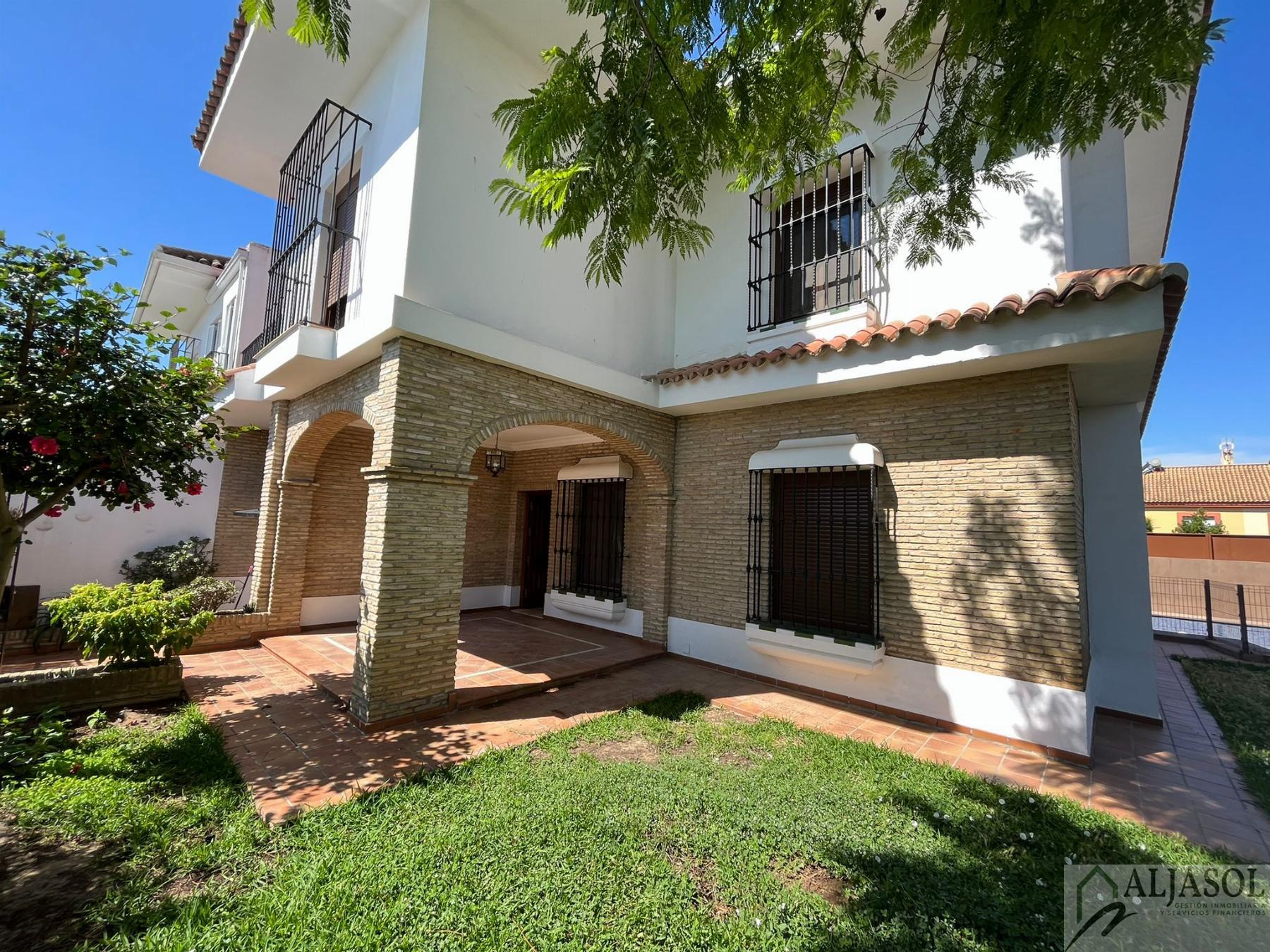 Venta de chalet en Valencina de la Concepción