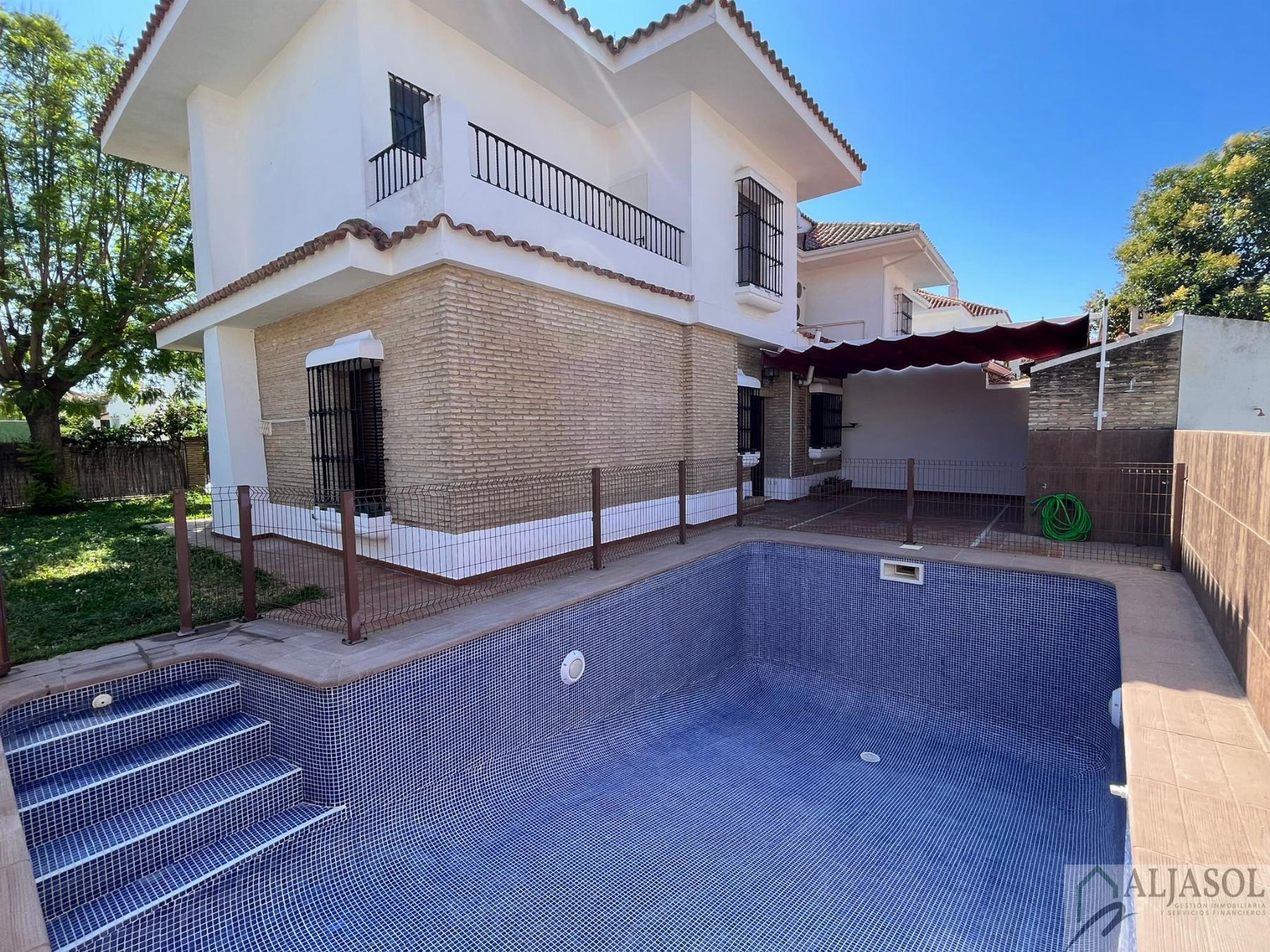Venta de chalet en Valencina de la Concepción
