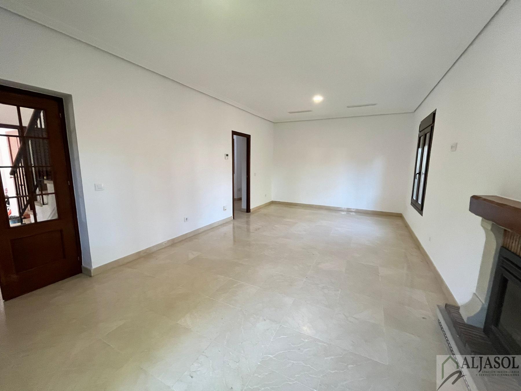Venta de chalet en Valencina de la Concepción
