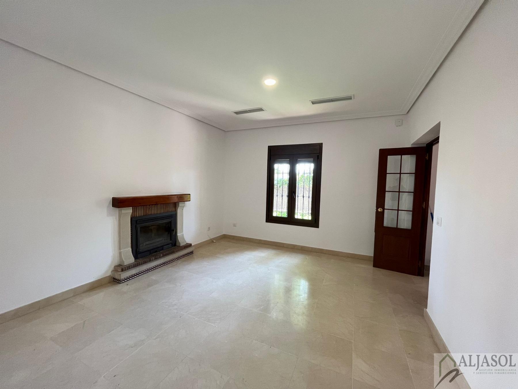 Venta de chalet en Valencina de la Concepción