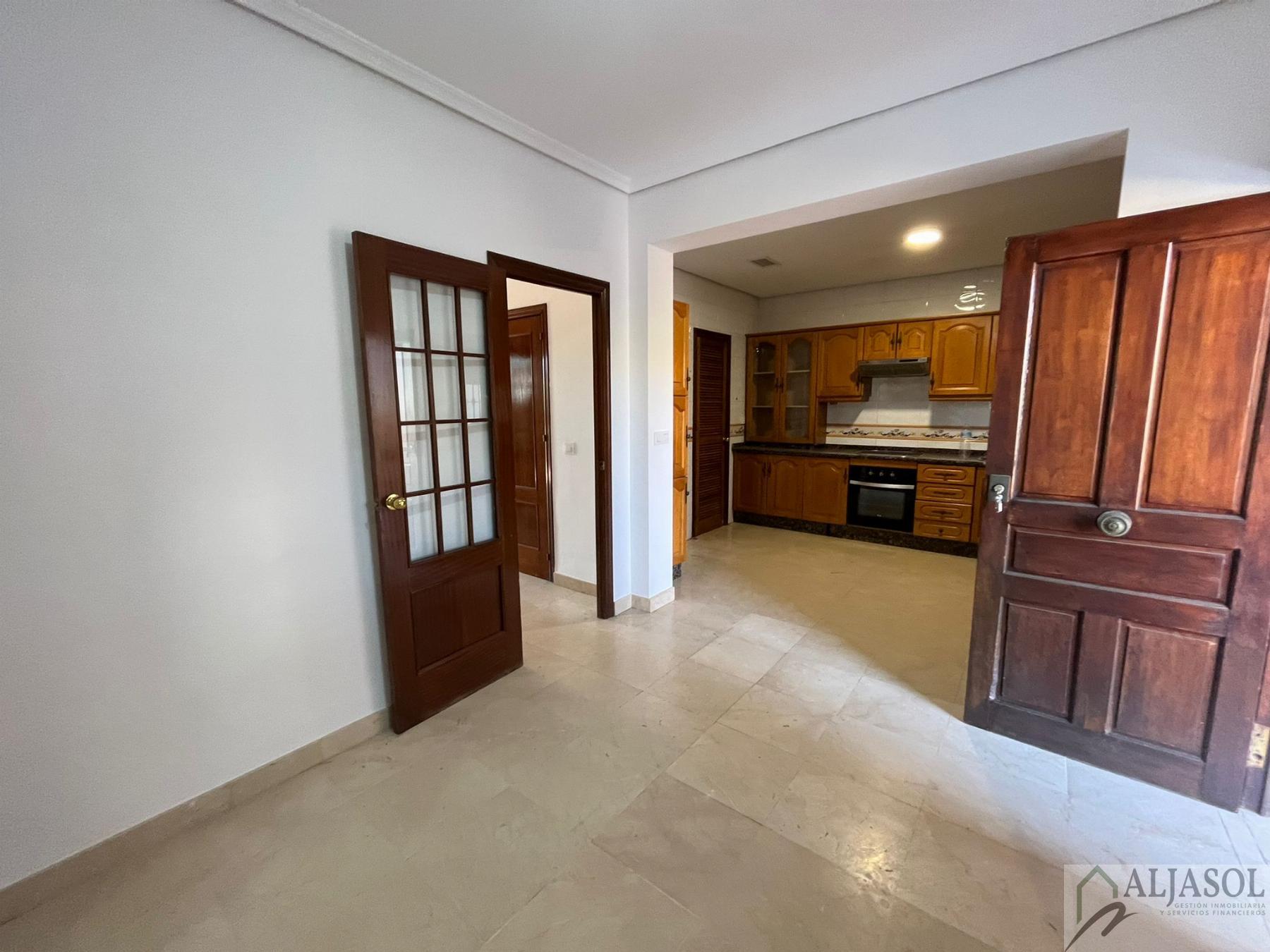 Venta de chalet en Valencina de la Concepción