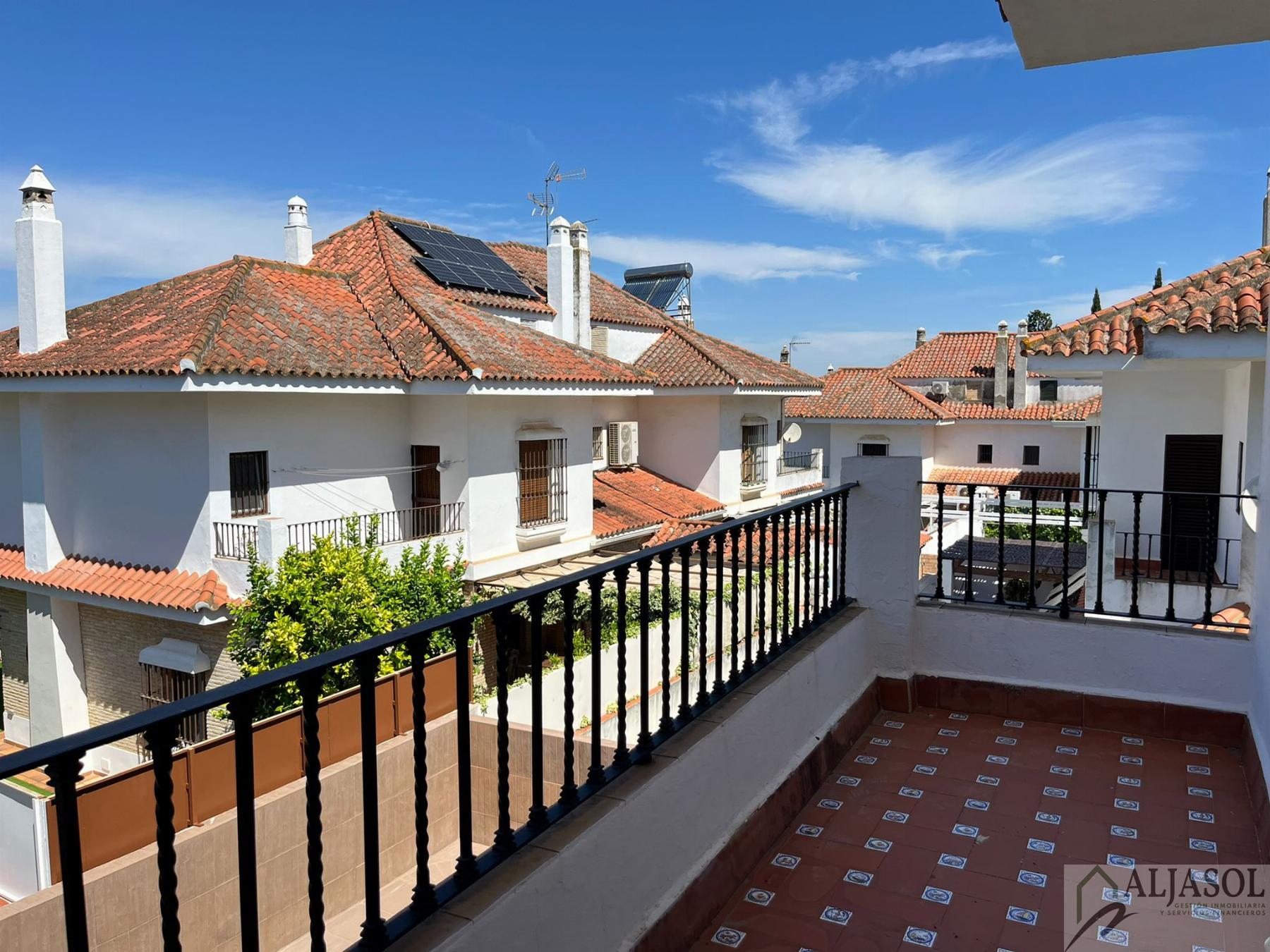 Venta de chalet en Valencina de la Concepción