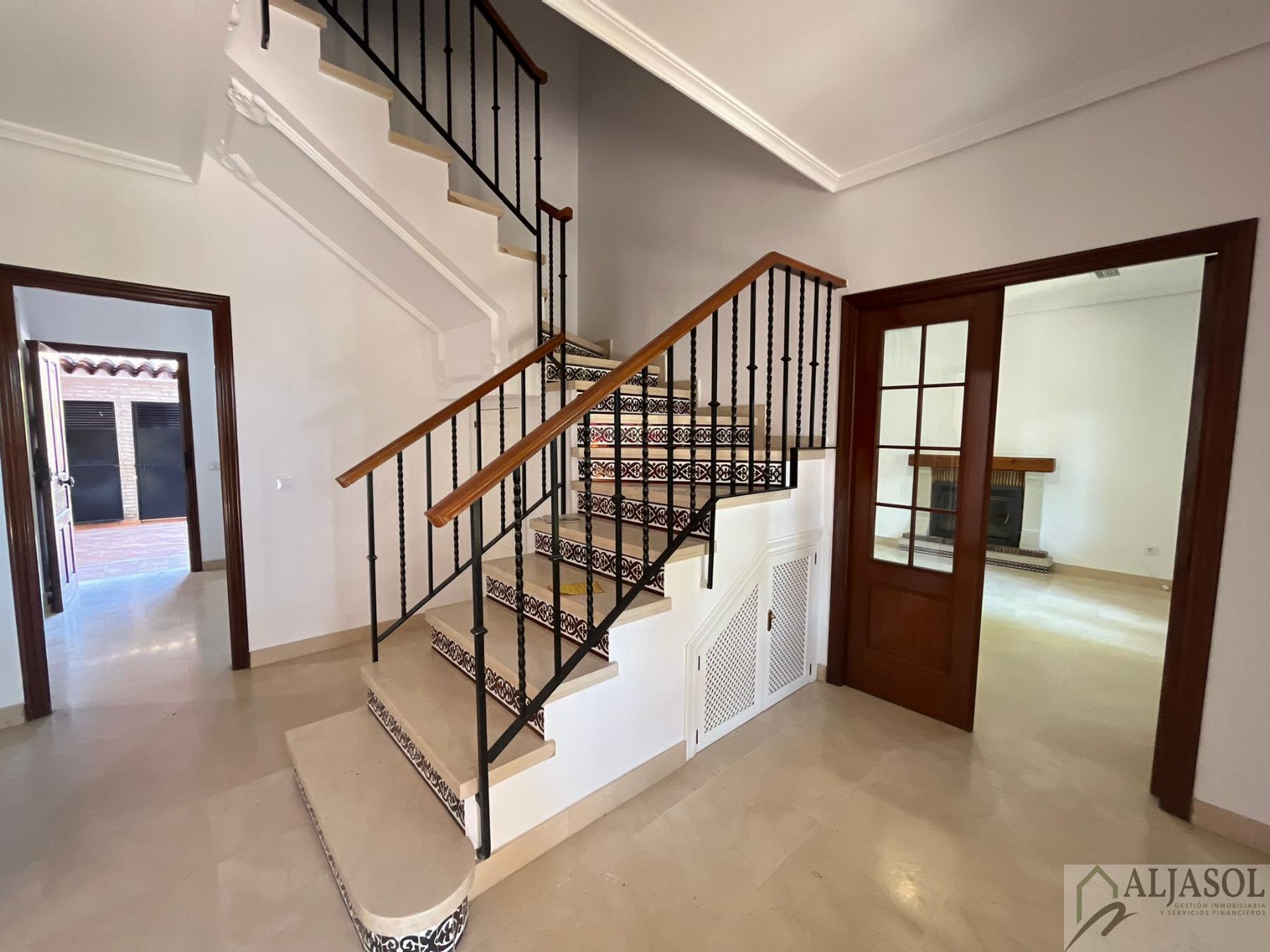 Venta de chalet en Valencina de la Concepción
