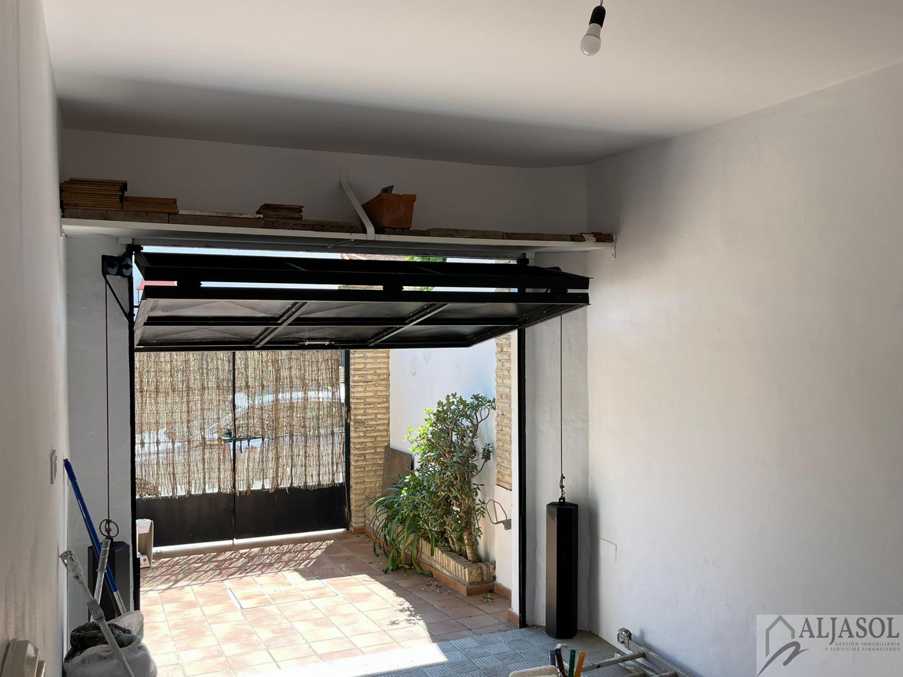 Venta de chalet en Valencina de la Concepción