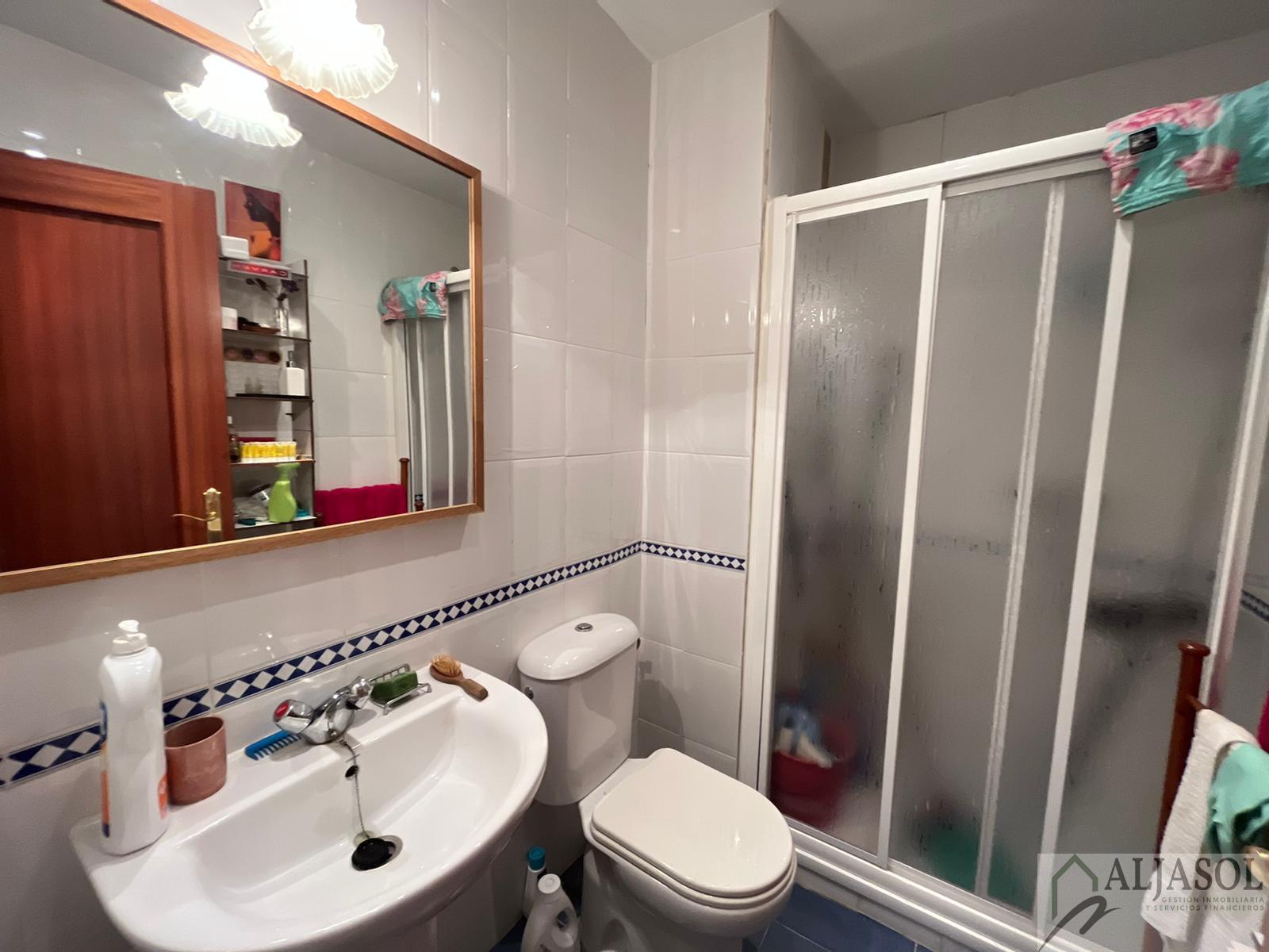 For sale of flat in Coria del Río