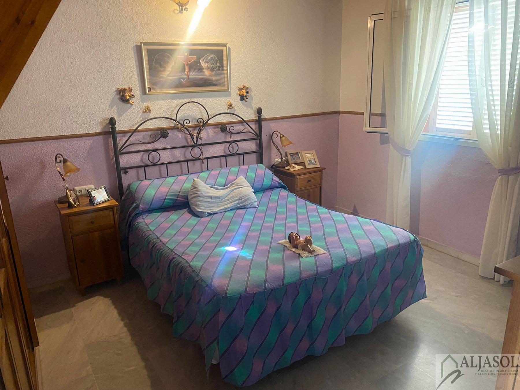 Venta de casa en Valencina de la Concepción