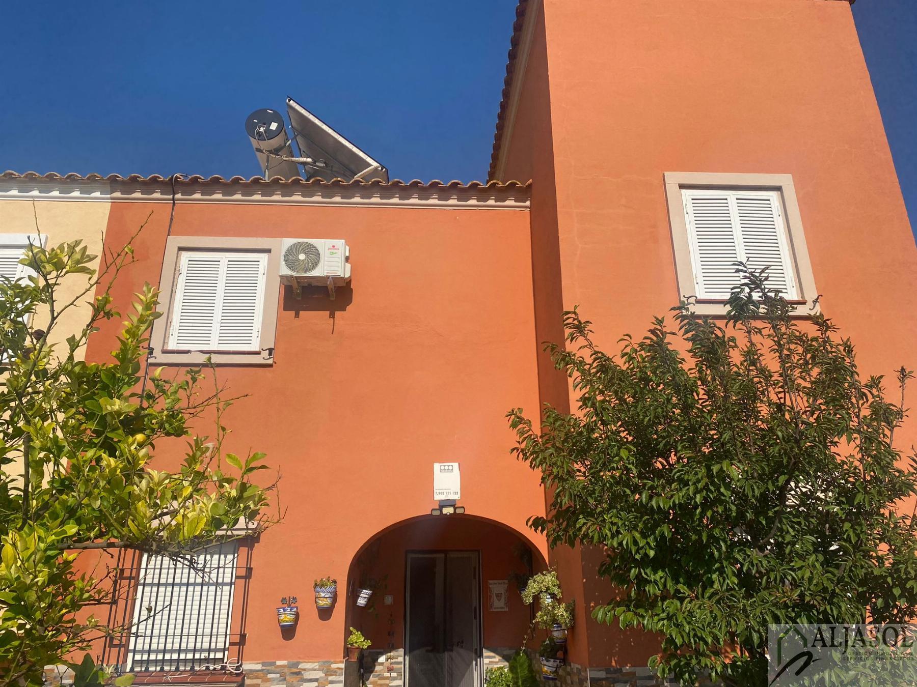 Venta de casa en Valencina de la Concepción