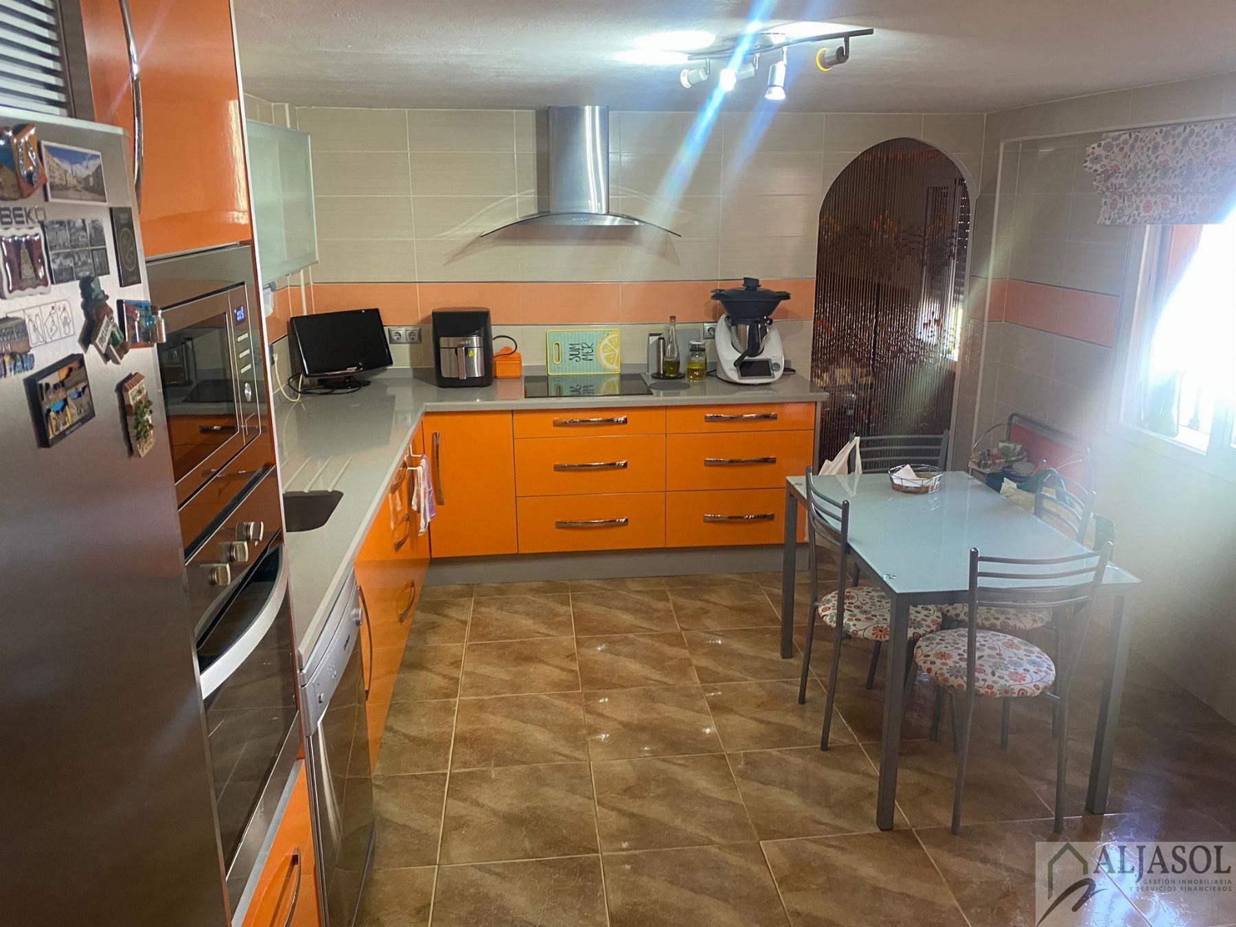 Venta de casa en Valencina de la Concepción