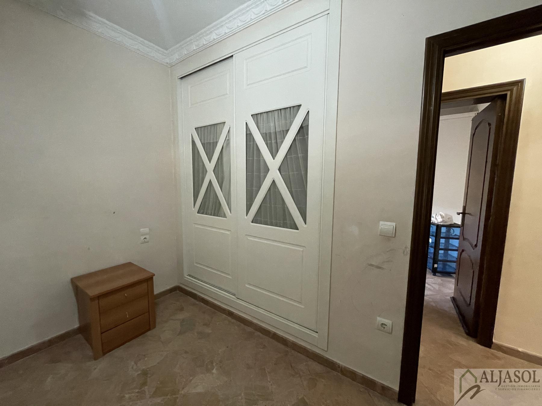 For sale of chalet in Bollullos de la Mitación