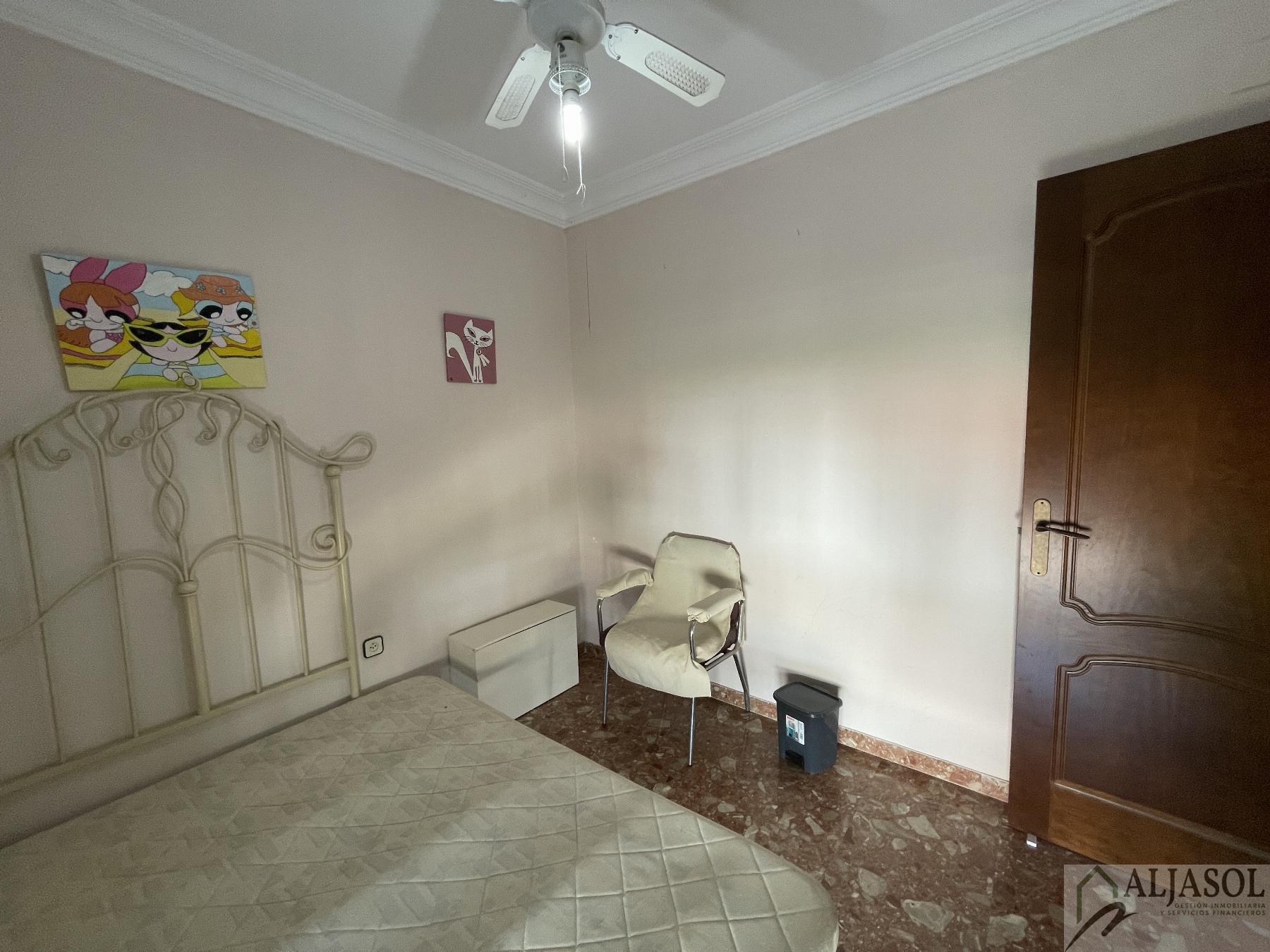 For sale of chalet in Bollullos de la Mitación