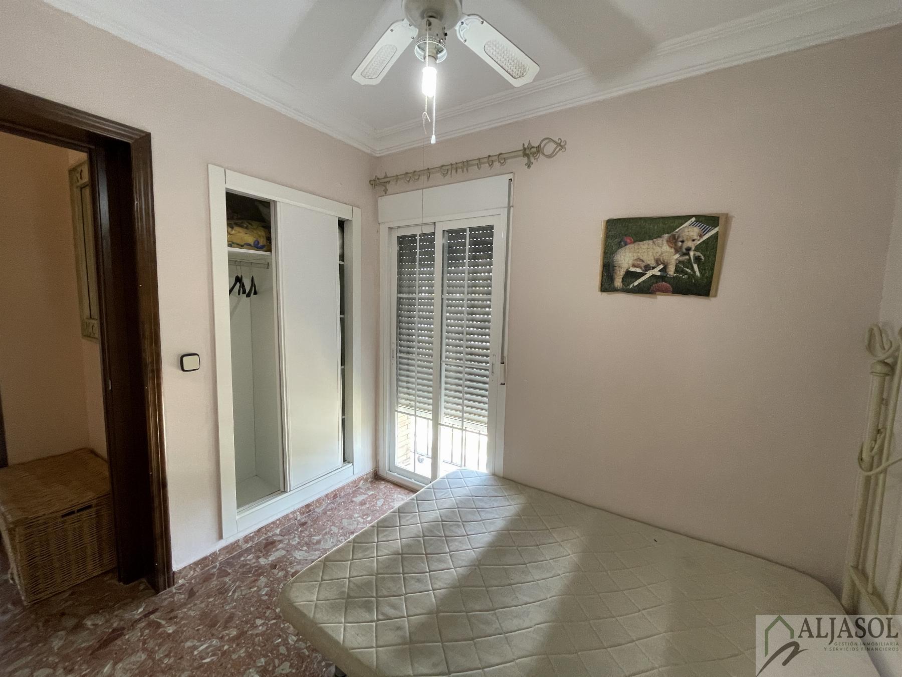 For sale of chalet in Bollullos de la Mitación