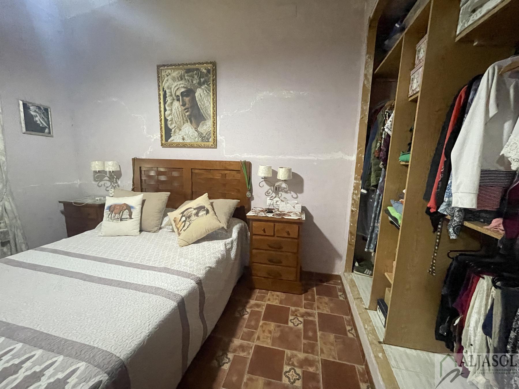 Venta de casa en Carmona