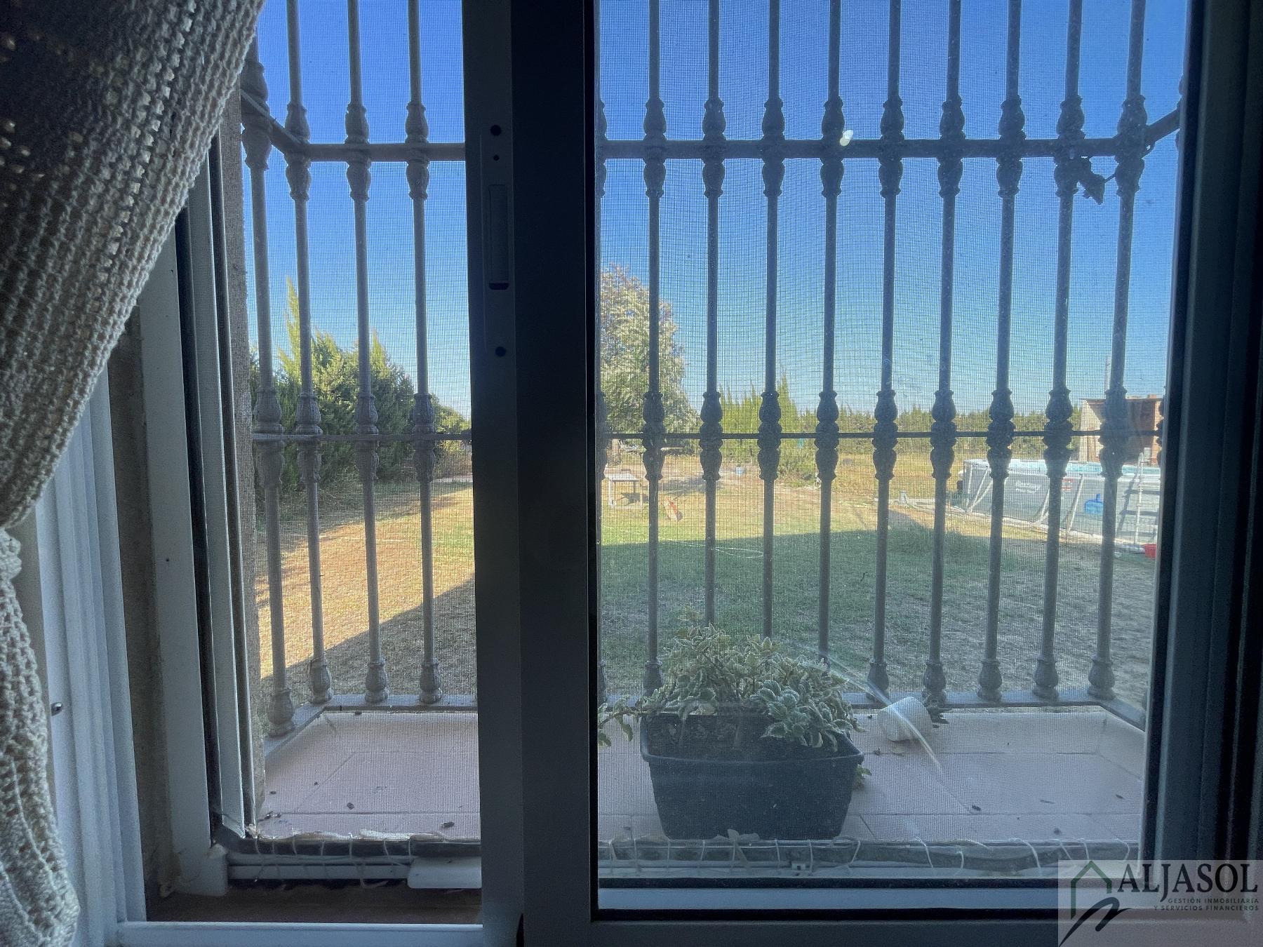 Venta de casa en Carmona