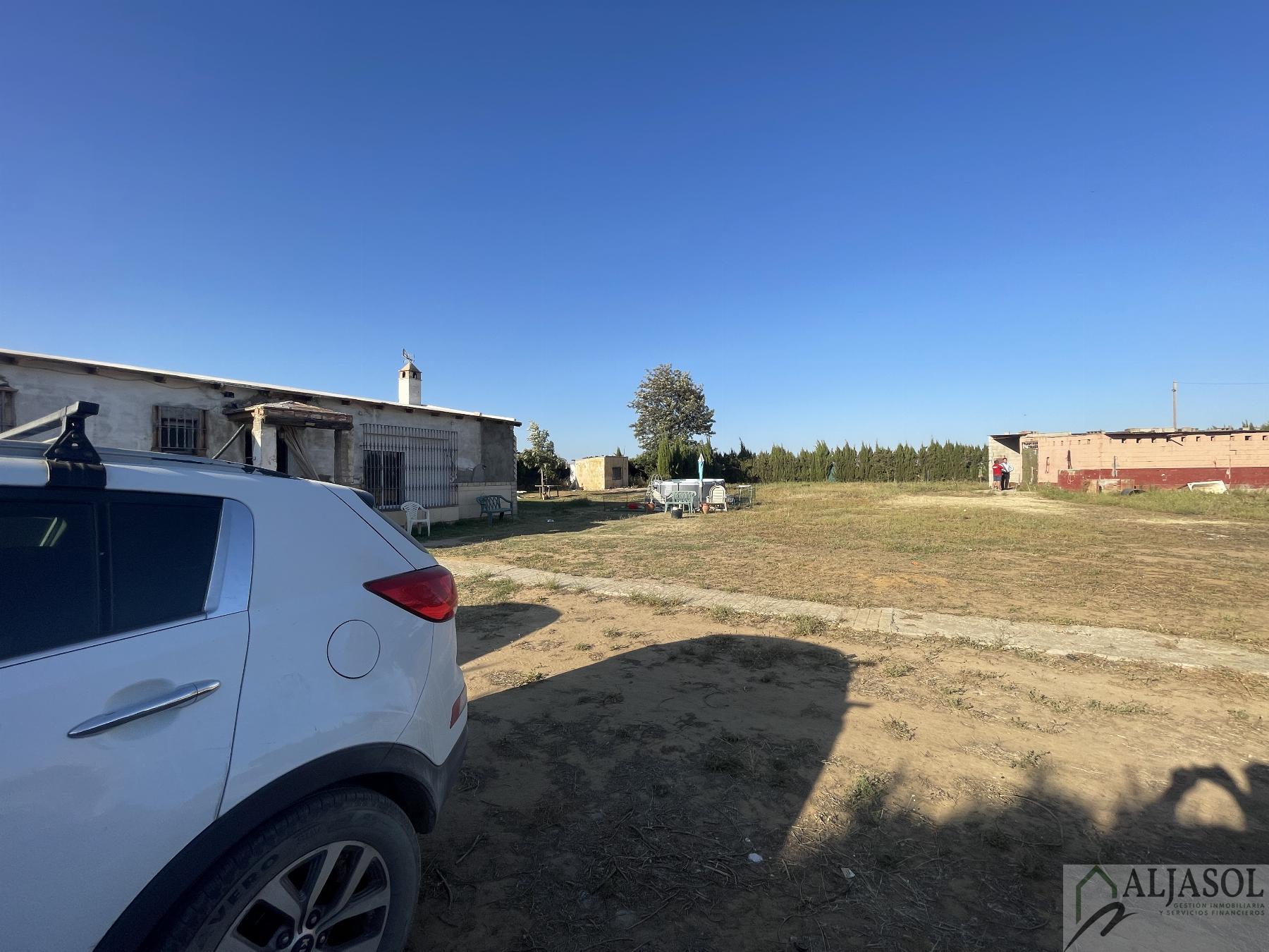 Venta de casa en Carmona