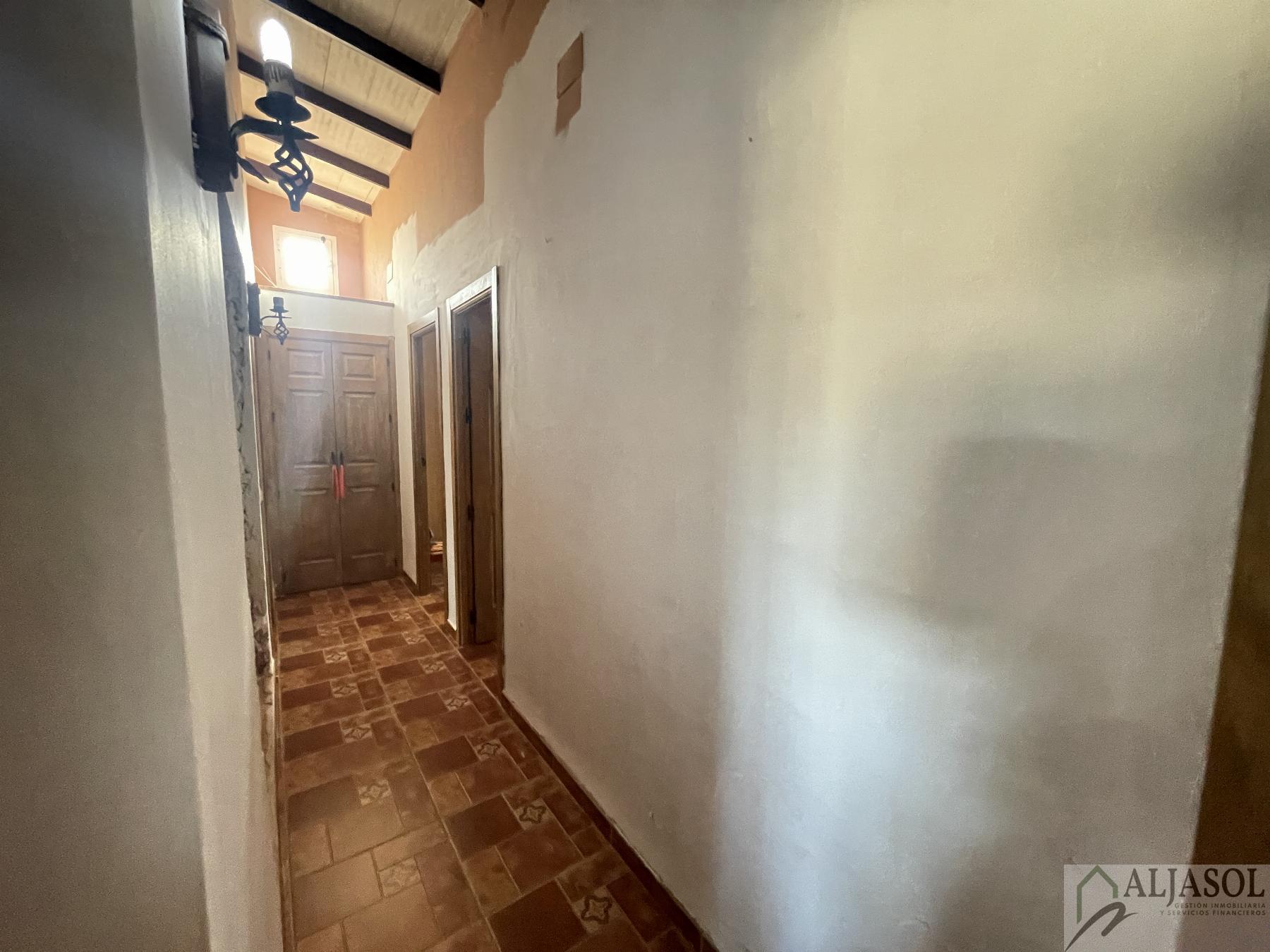 Venta de casa en Carmona