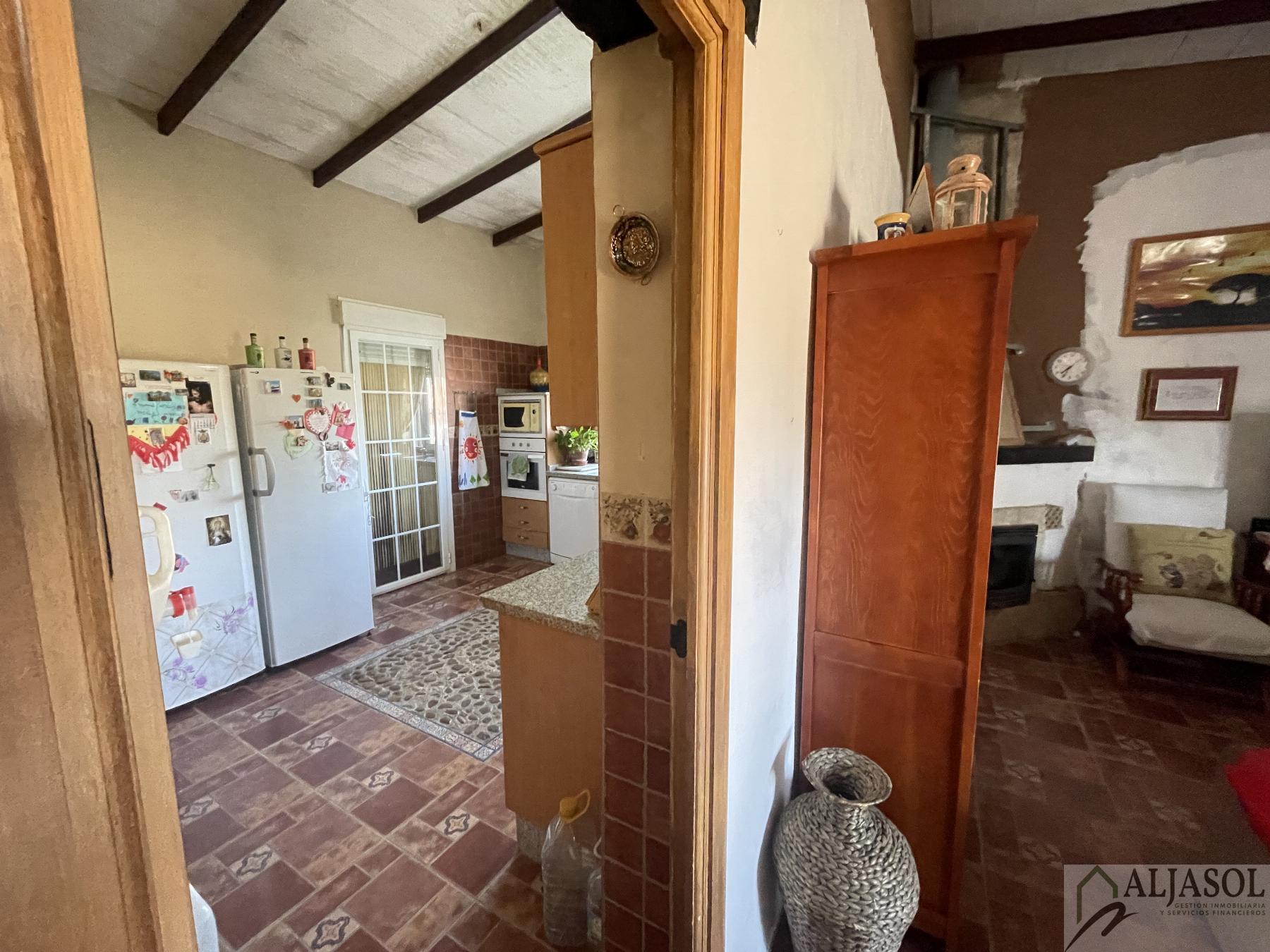 Venta de casa en Carmona
