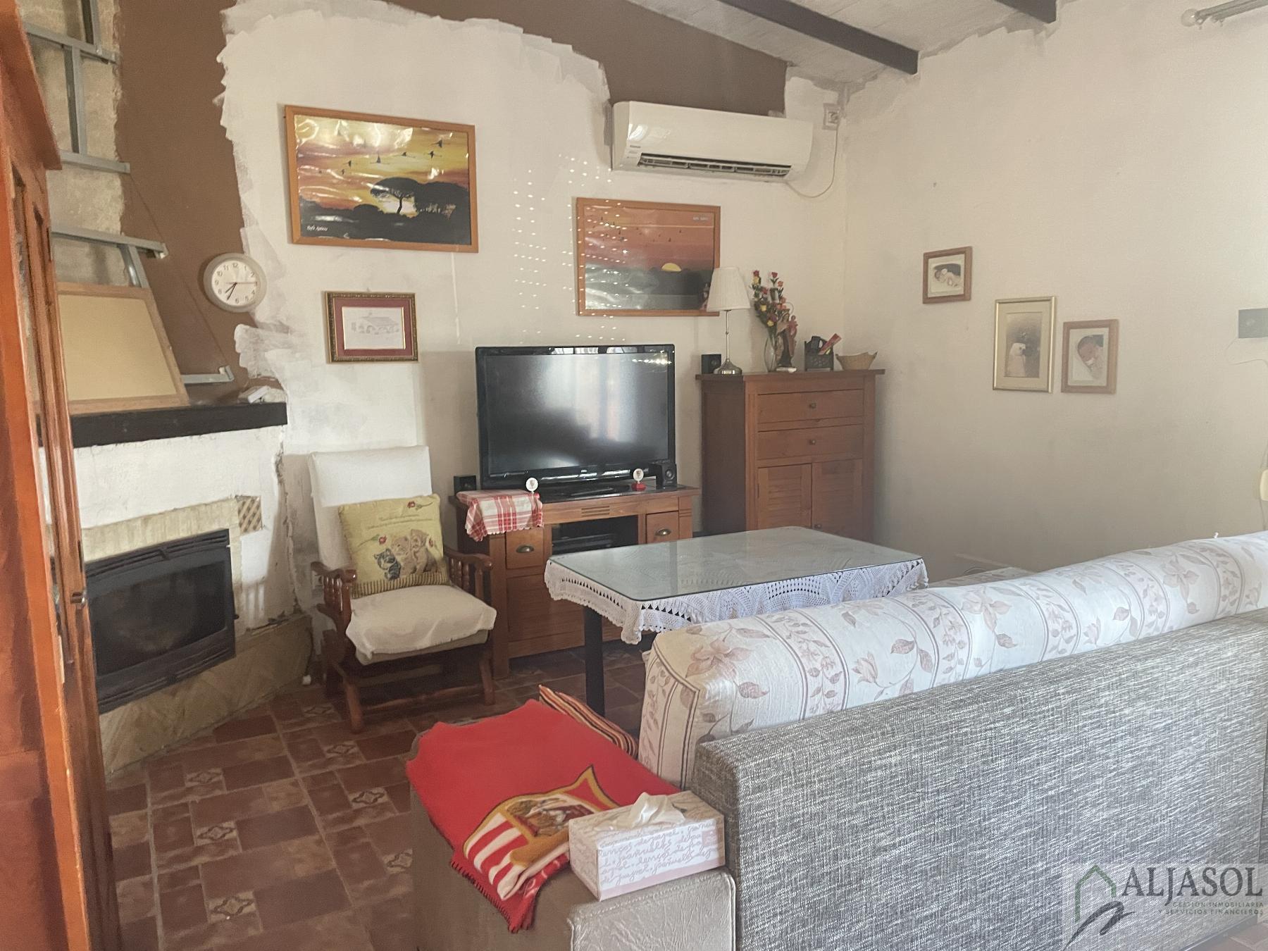 Venta de casa en Carmona