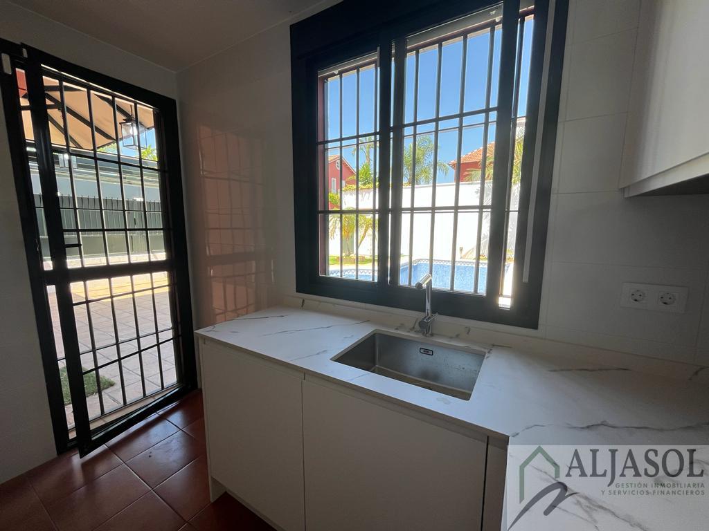 Venta de casa en Bormujos