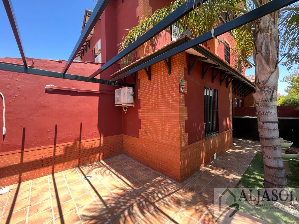 Venta de casa en Bormujos