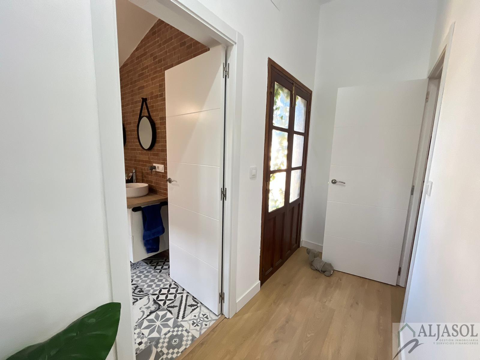 Venta de chalet en Palomares del Río