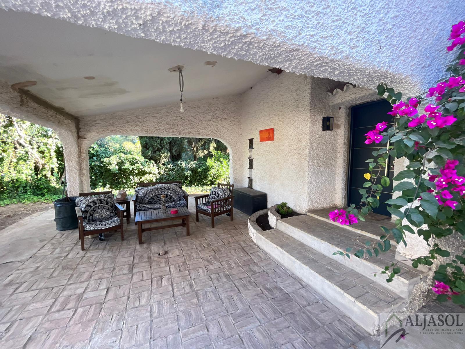 Venta de chalet en Palomares del Río