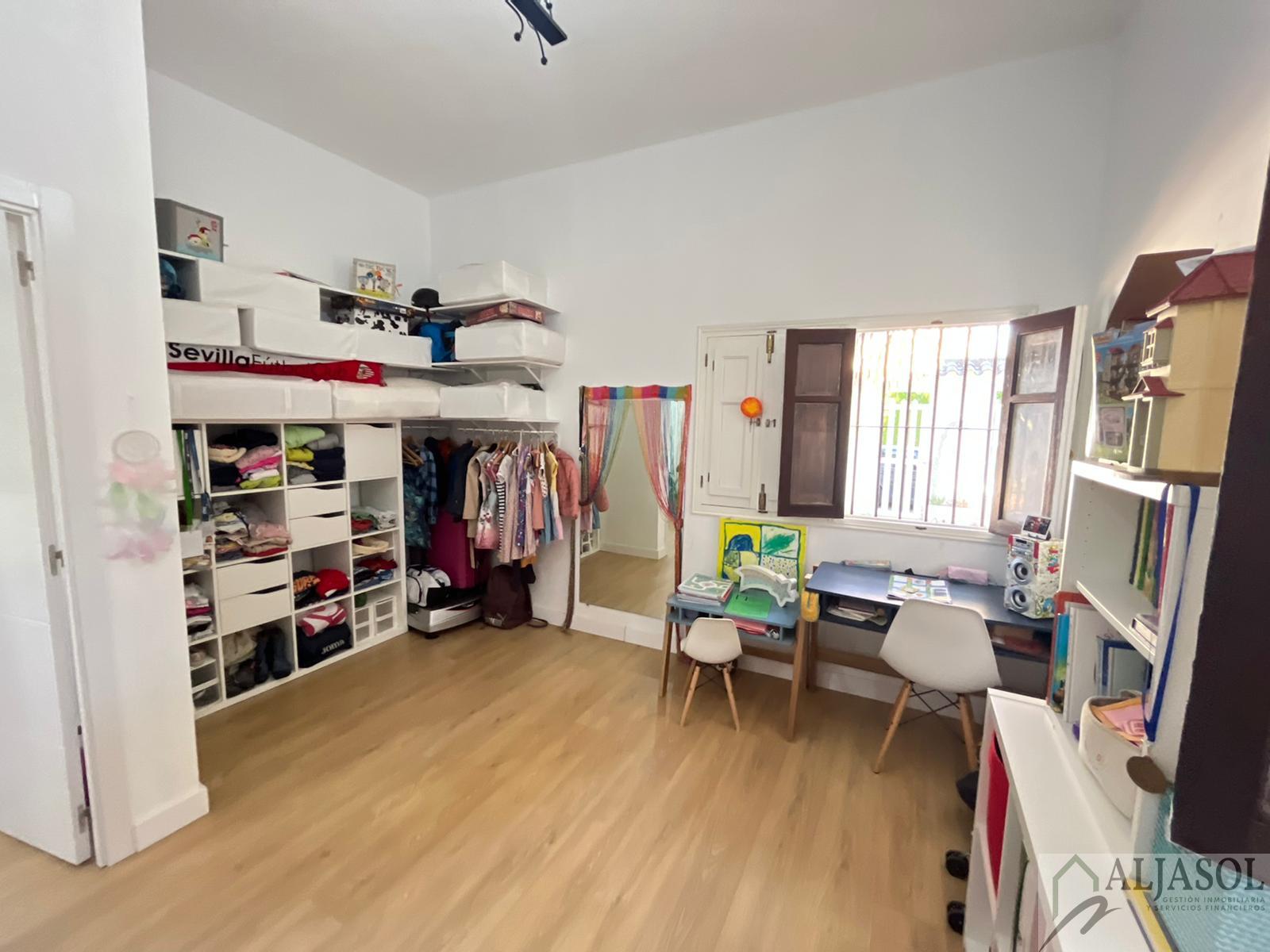 Venta de chalet en Palomares del Río