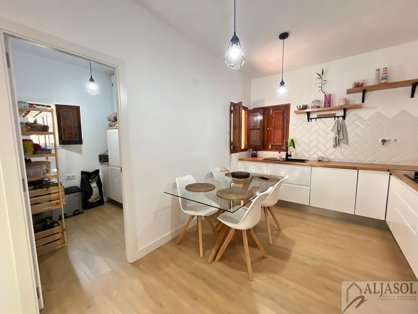Venta de chalet en Palomares del Río