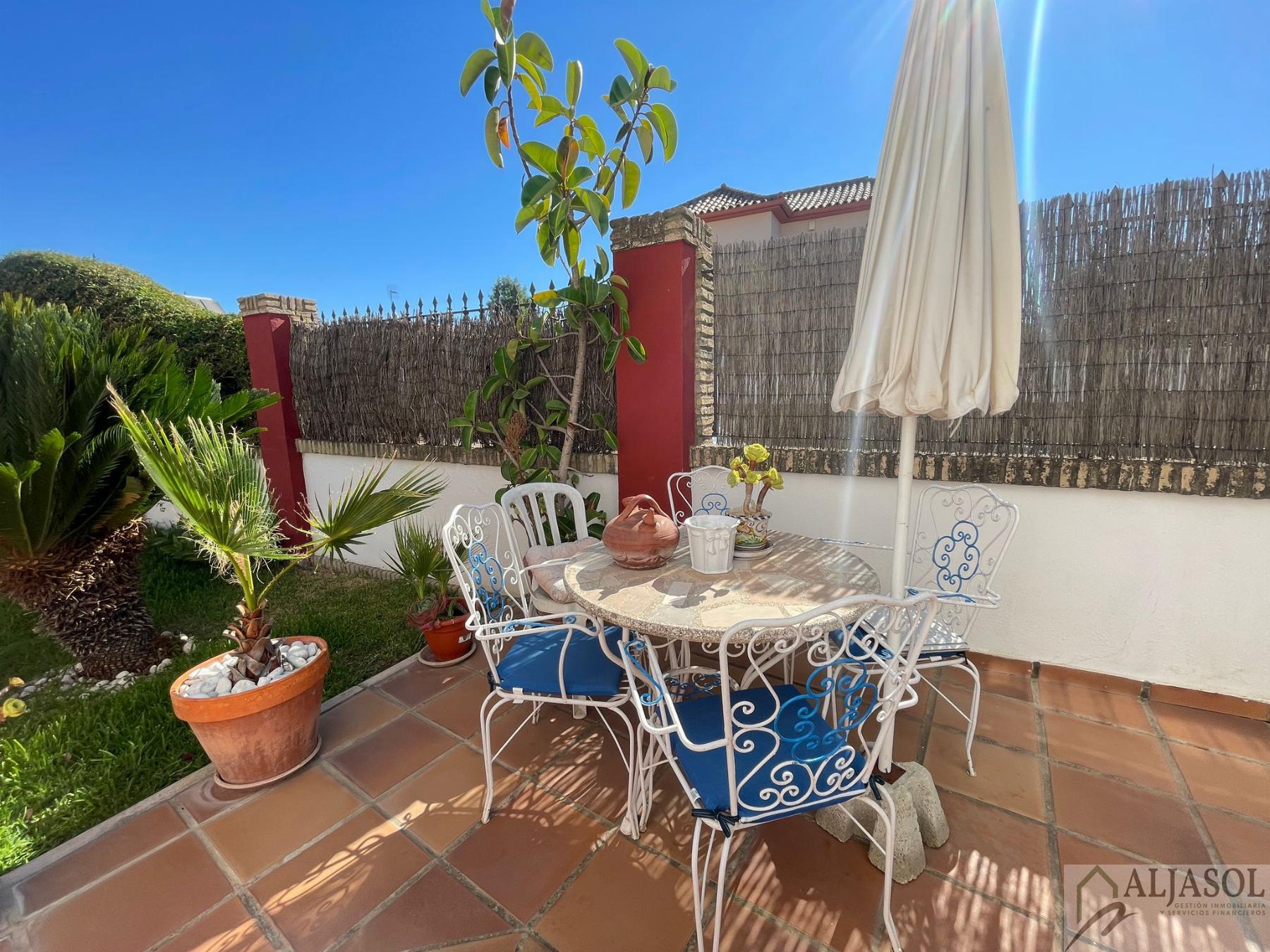 Venta de chalet en Valencina de la Concepción