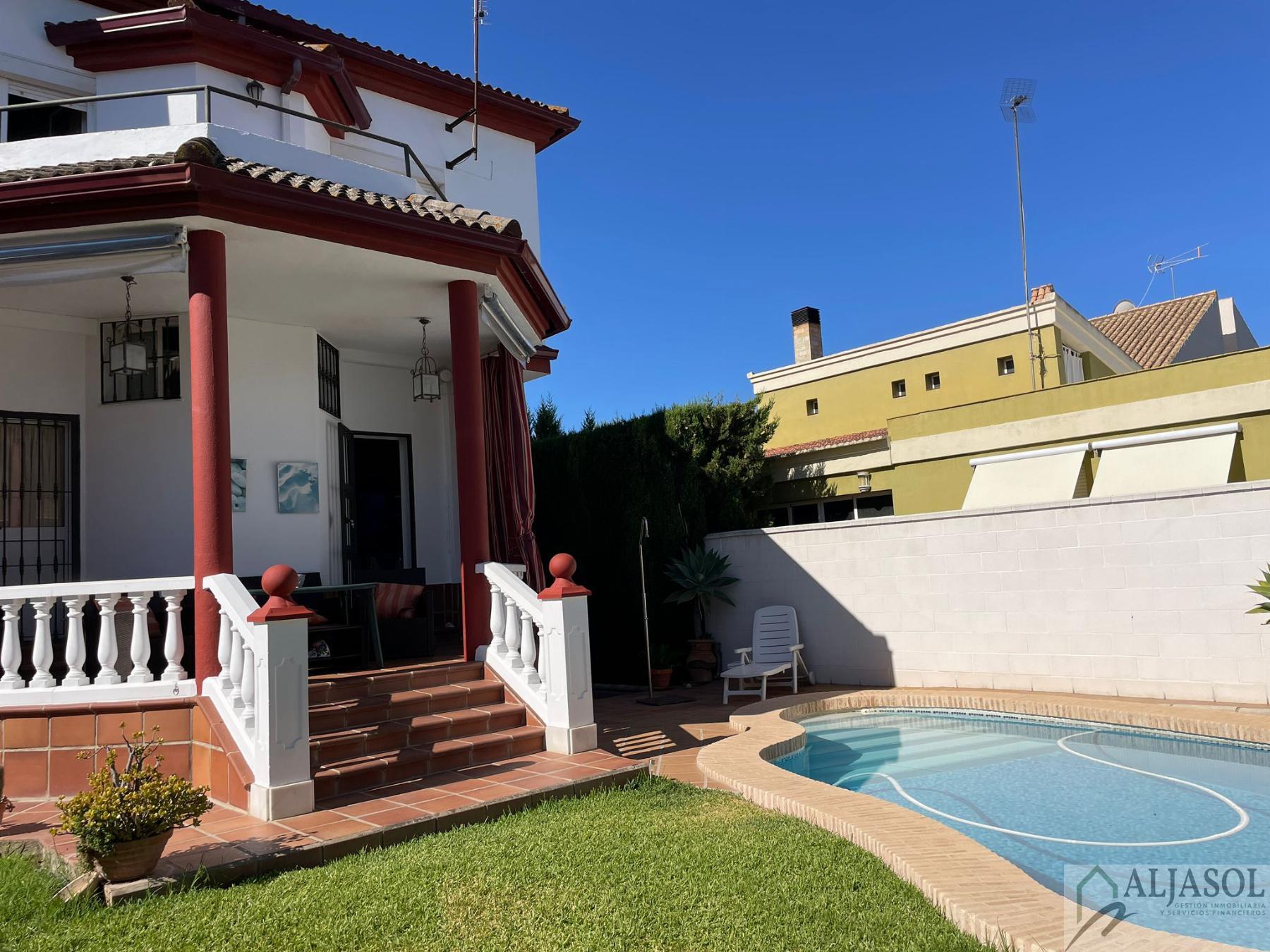 Venta de chalet en Valencina de la Concepción
