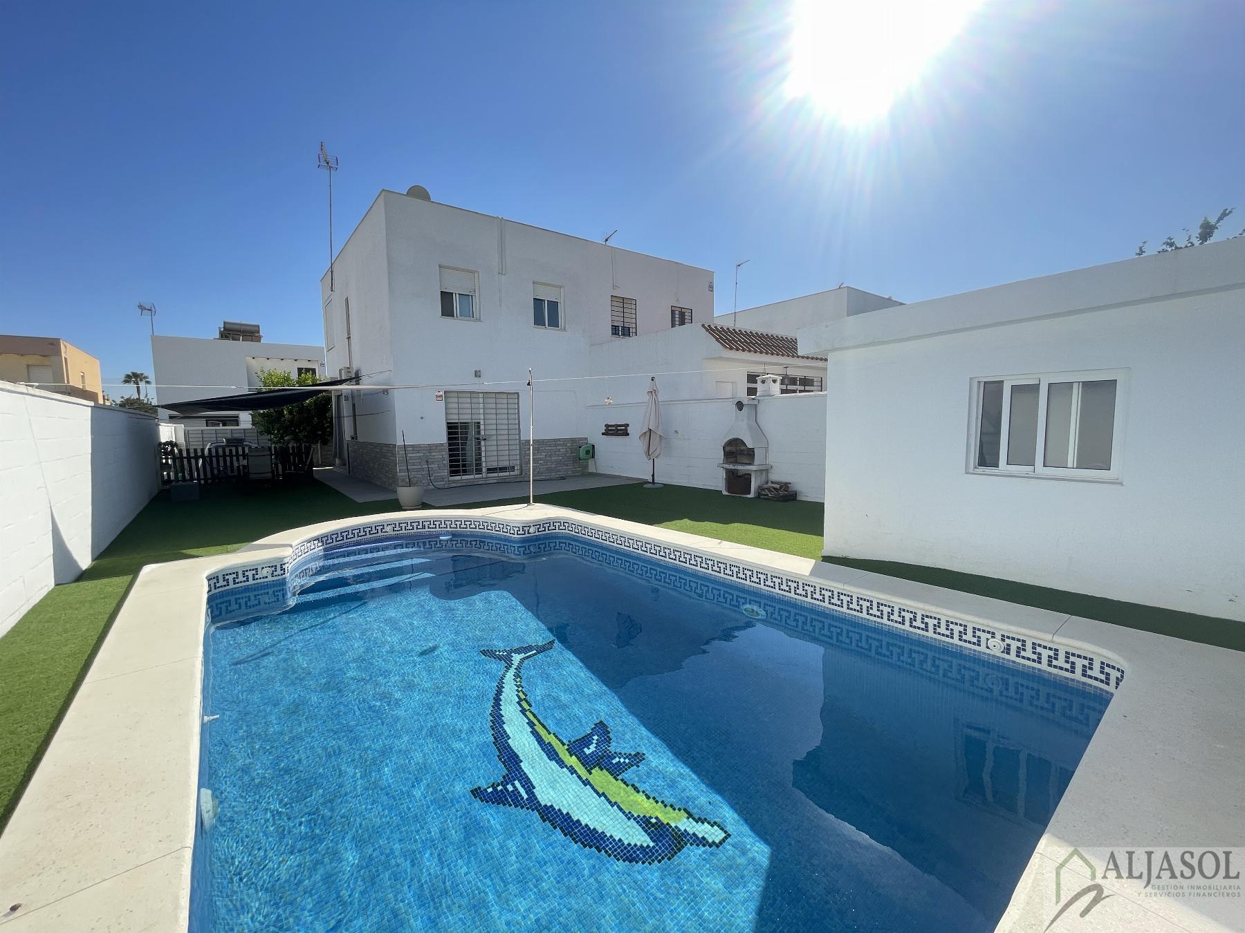 For sale of house in Bollullos de la Mitación