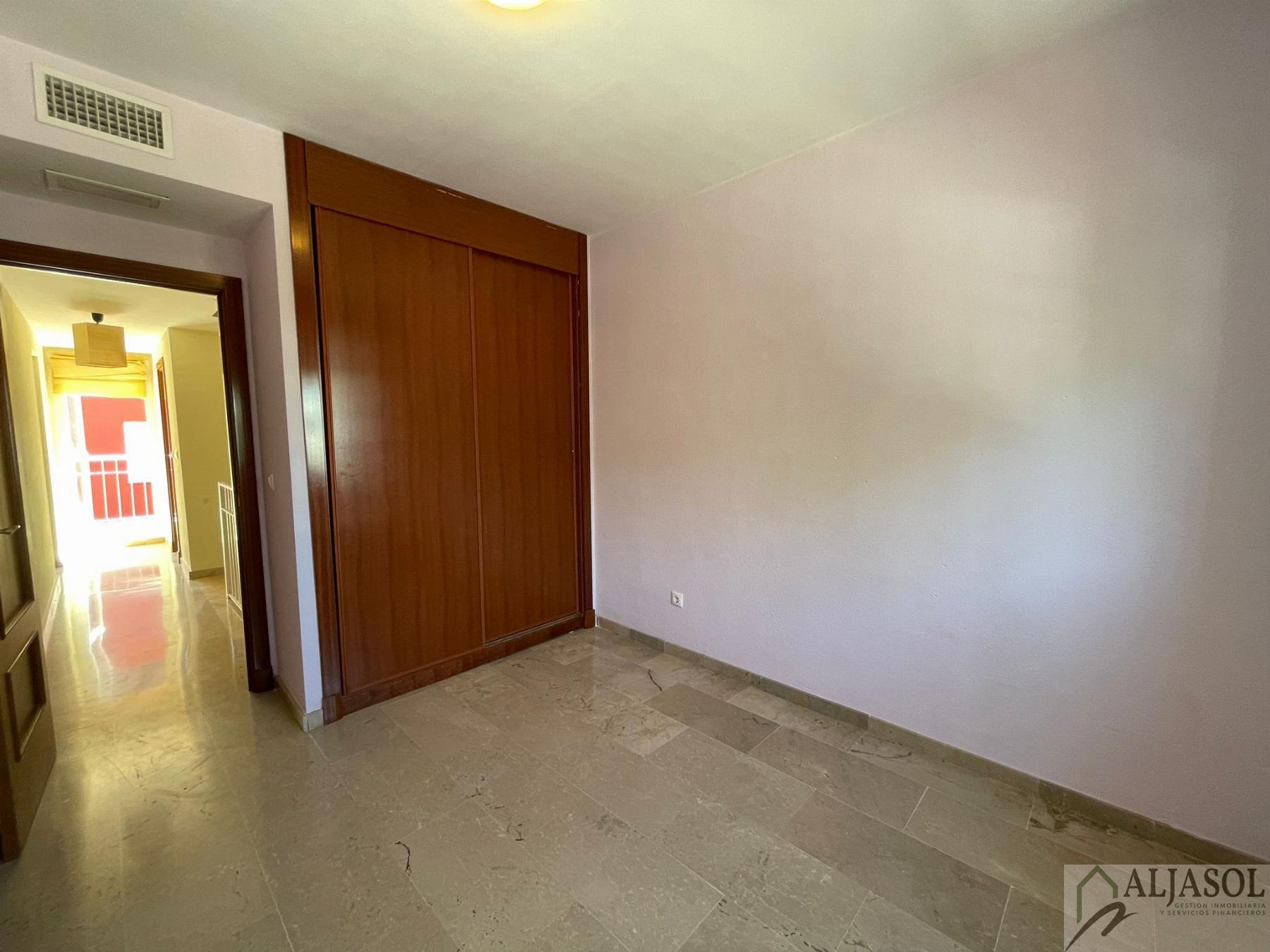 For sale of house in Bollullos de la Mitación