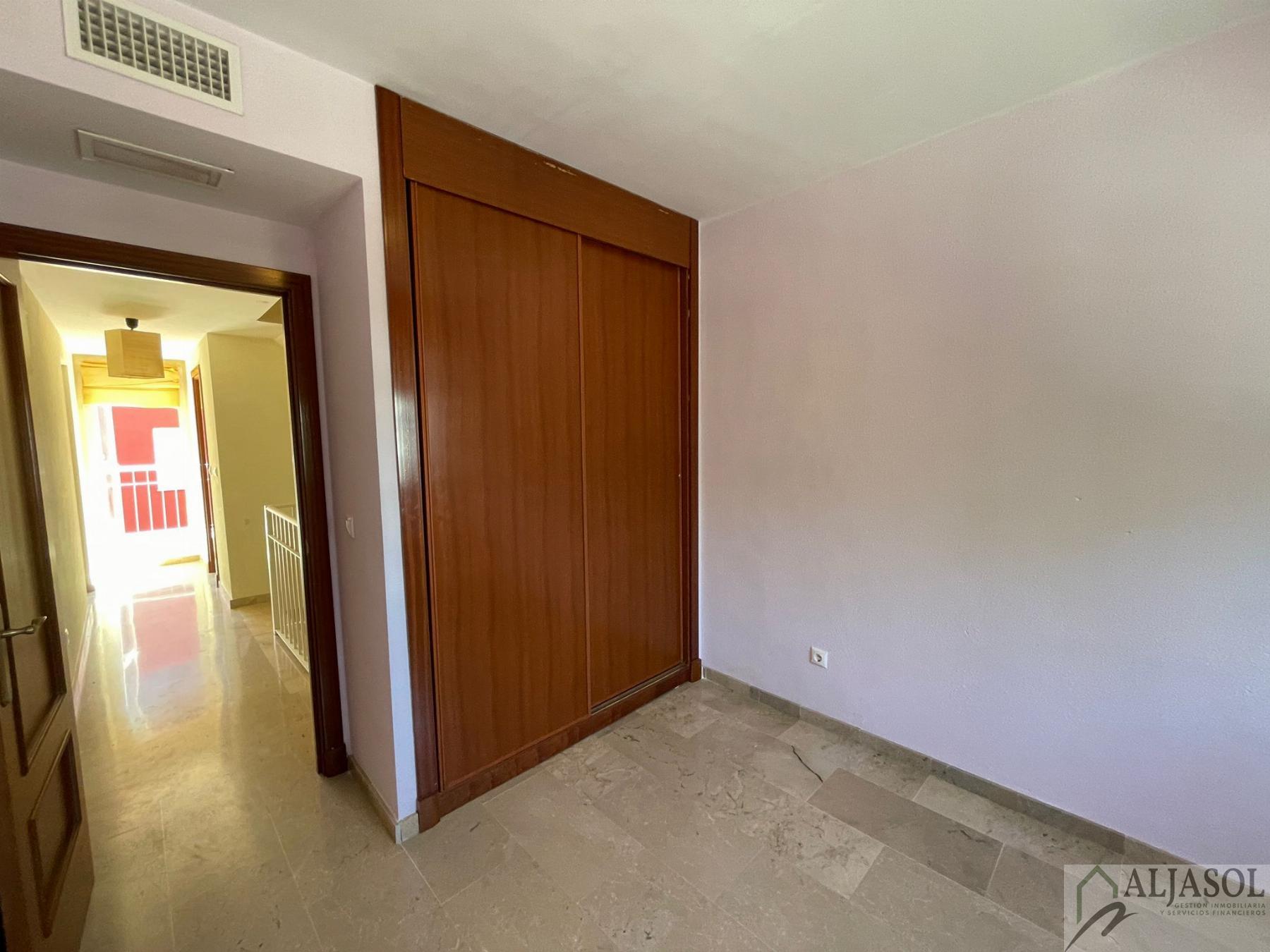 For sale of house in Bollullos de la Mitación