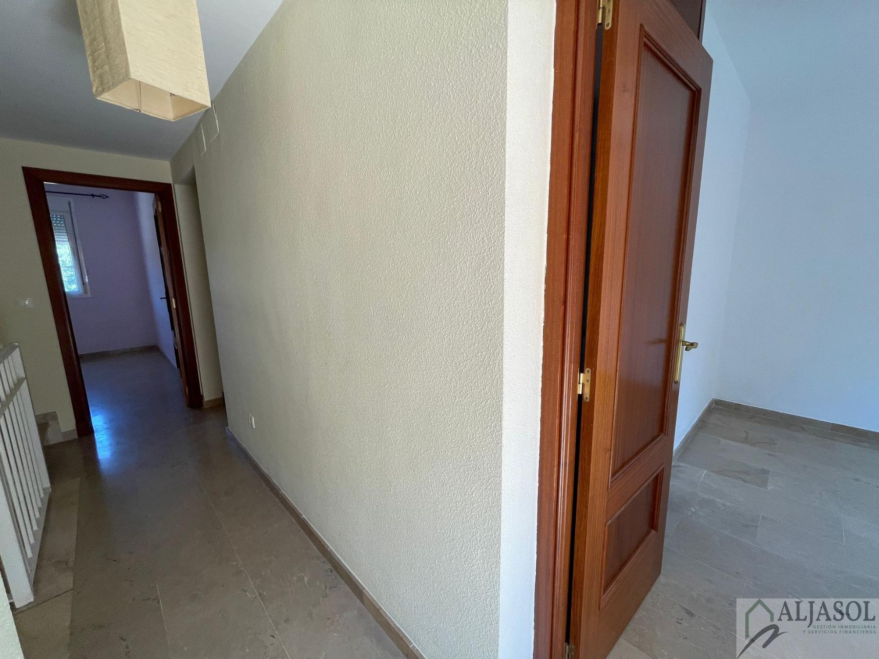 For sale of house in Bollullos de la Mitación