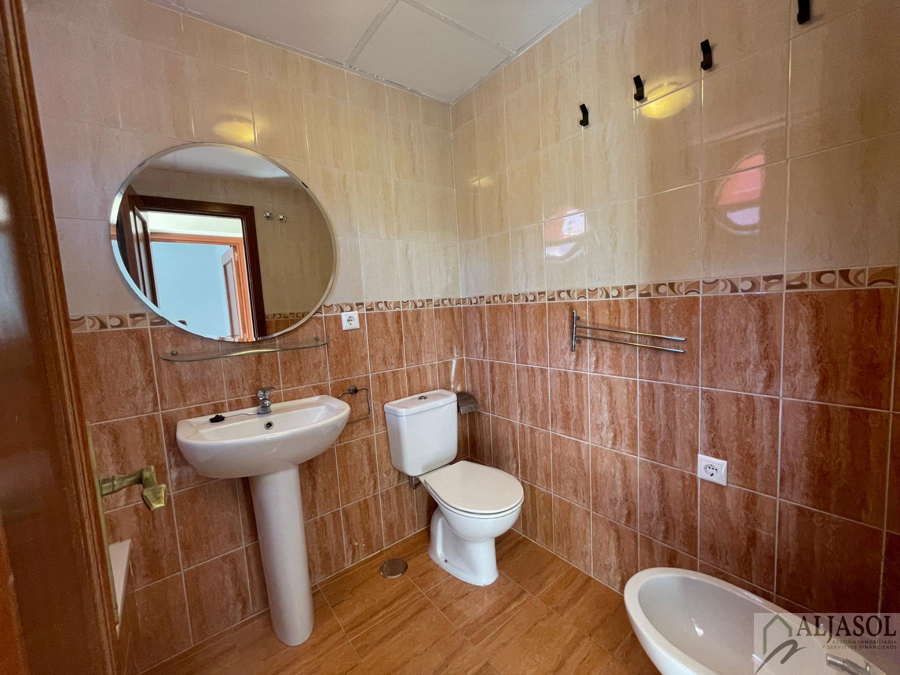 For sale of house in Bollullos de la Mitación