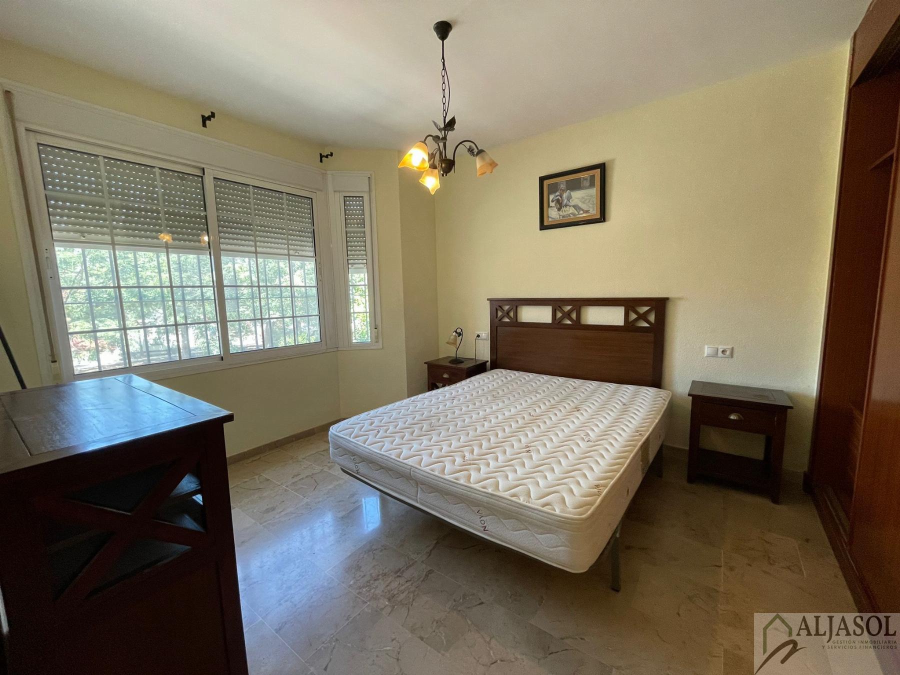 For sale of house in Bollullos de la Mitación